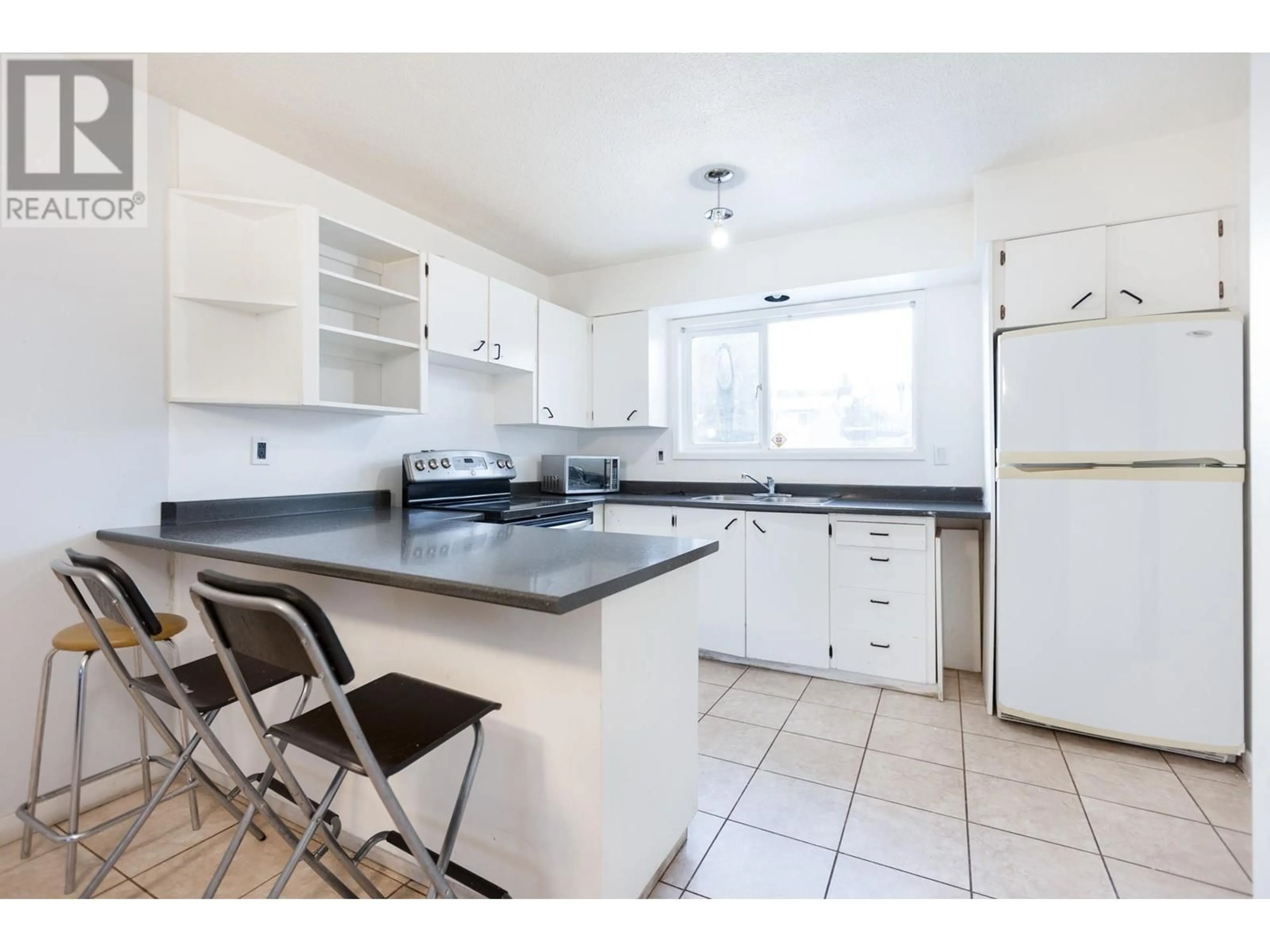 Standard kitchen, ceramic/tile floor for 544 BEECH CRESCENT, Prince George British Columbia V2L1L1