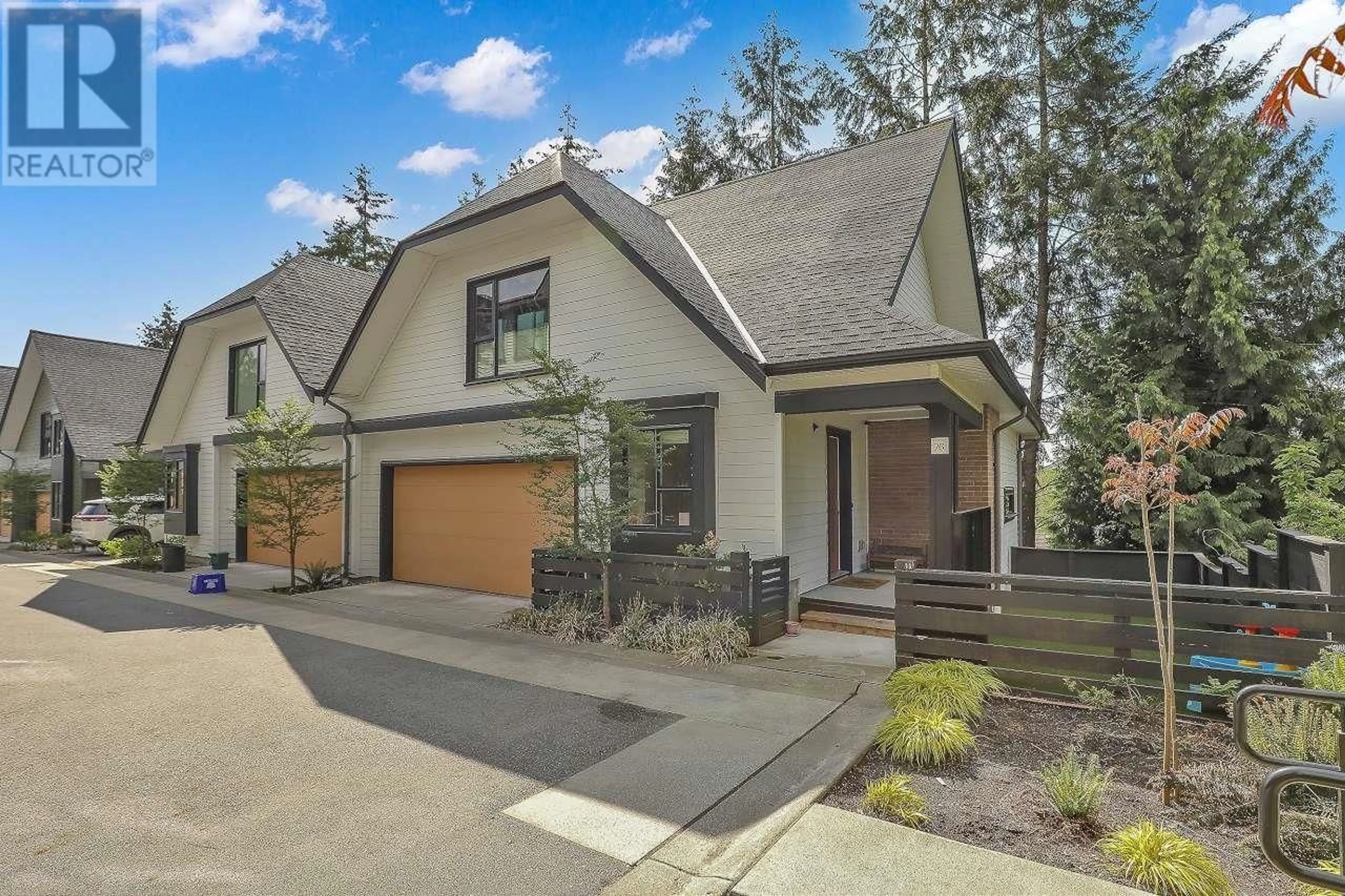 Home with brick exterior material, street for 76 - 1228 HUDSON STREET, Coquitlam British Columbia V3B0R3