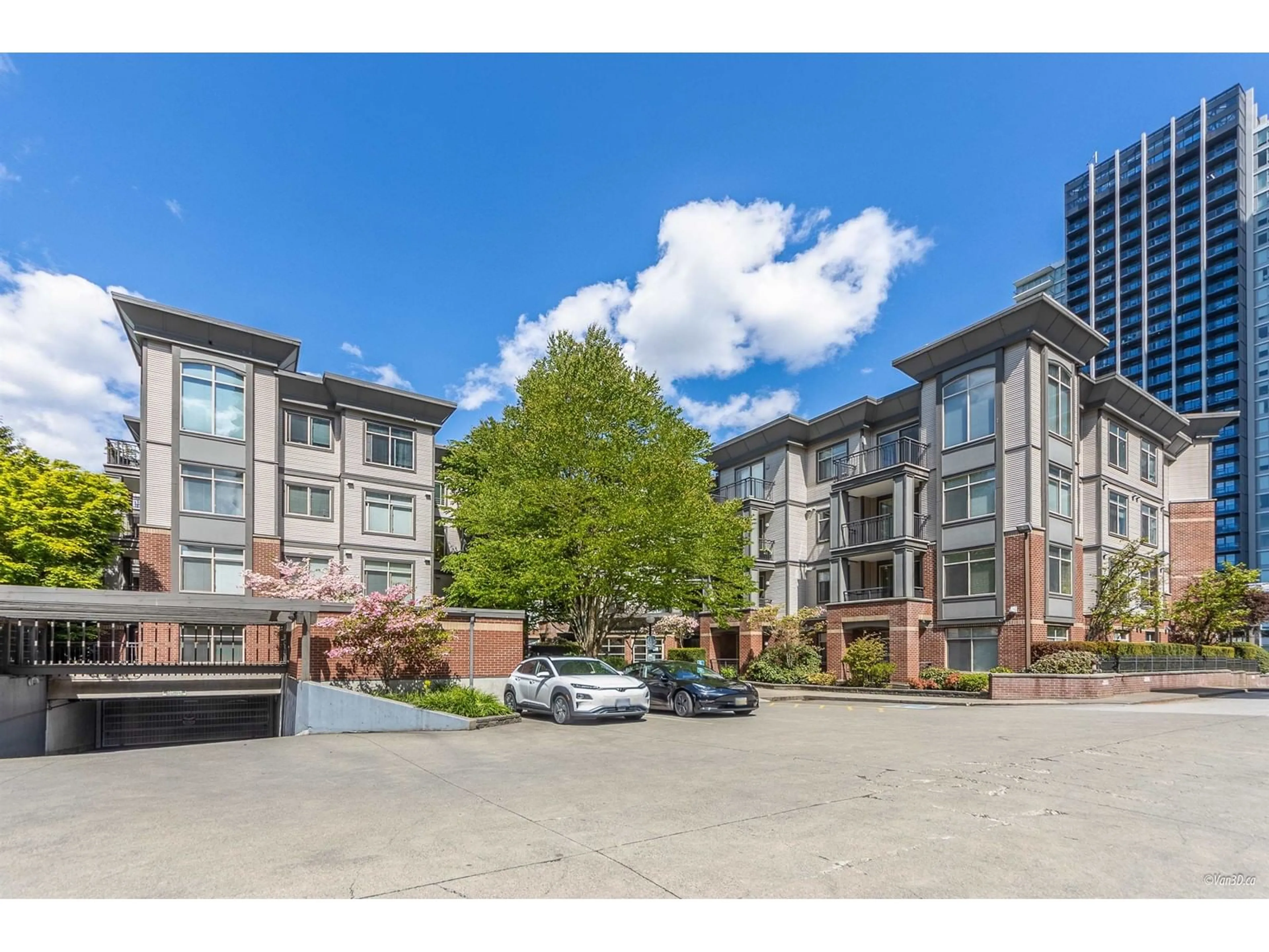 A pic from outside/outdoor area/front of a property/back of a property/a pic from drone, unknown for 116 - 10499 UNIVERSITY, Surrey British Columbia V3T0A4