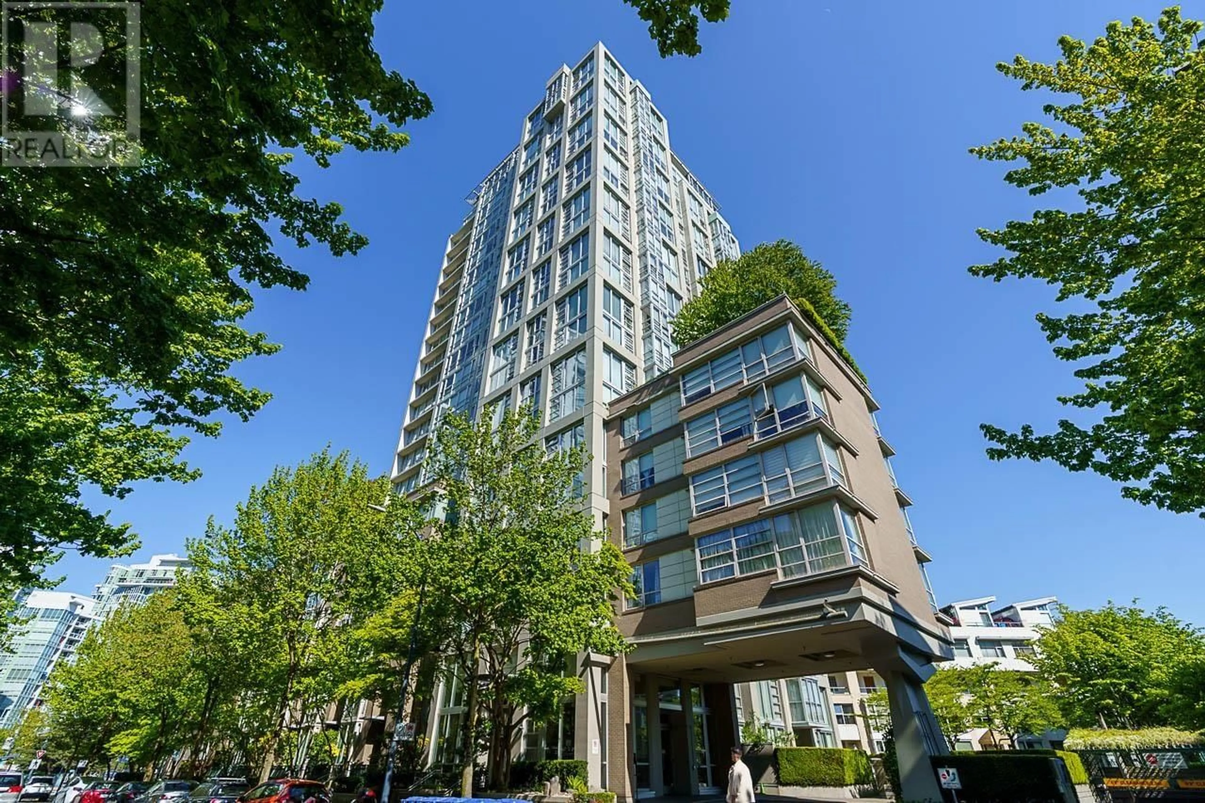 Unknown for 2005 - 1228 MARINASIDE CRESCENT, Vancouver British Columbia V6Z2W4