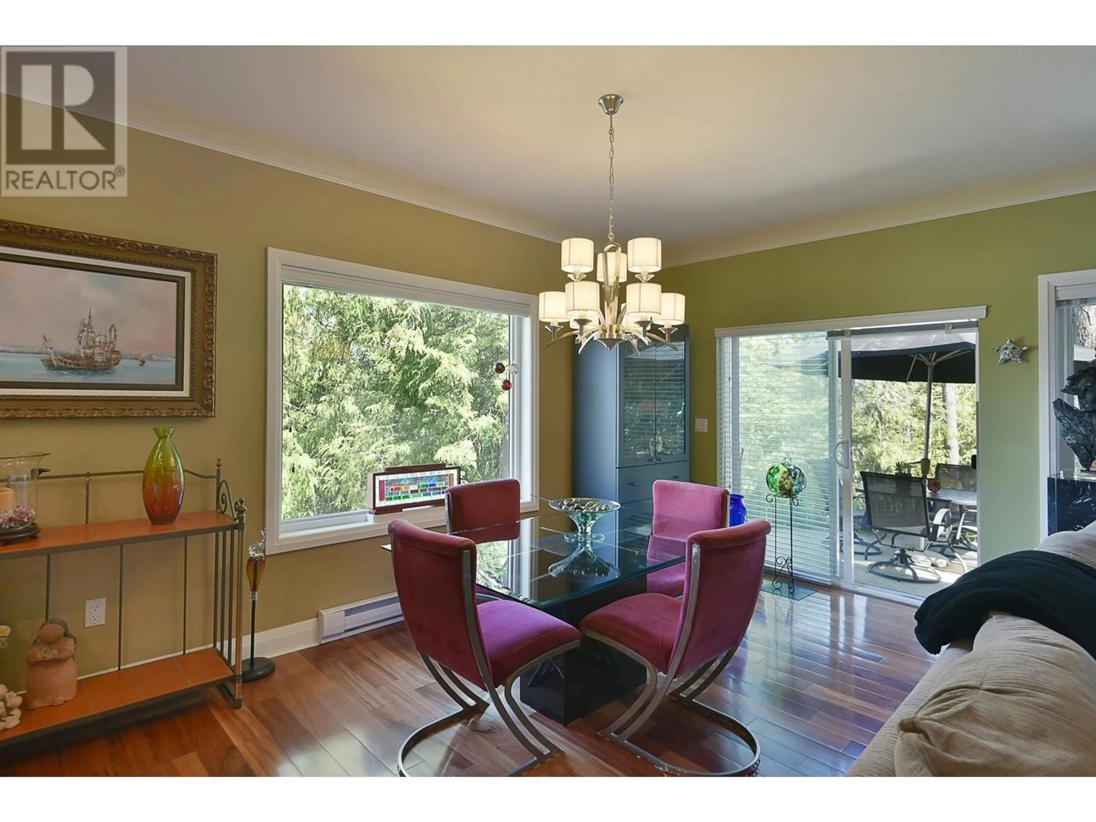 Dining room, wood/laminate floor for 6152 GALE AVENUE, Sechelt British Columbia V7Z0L5