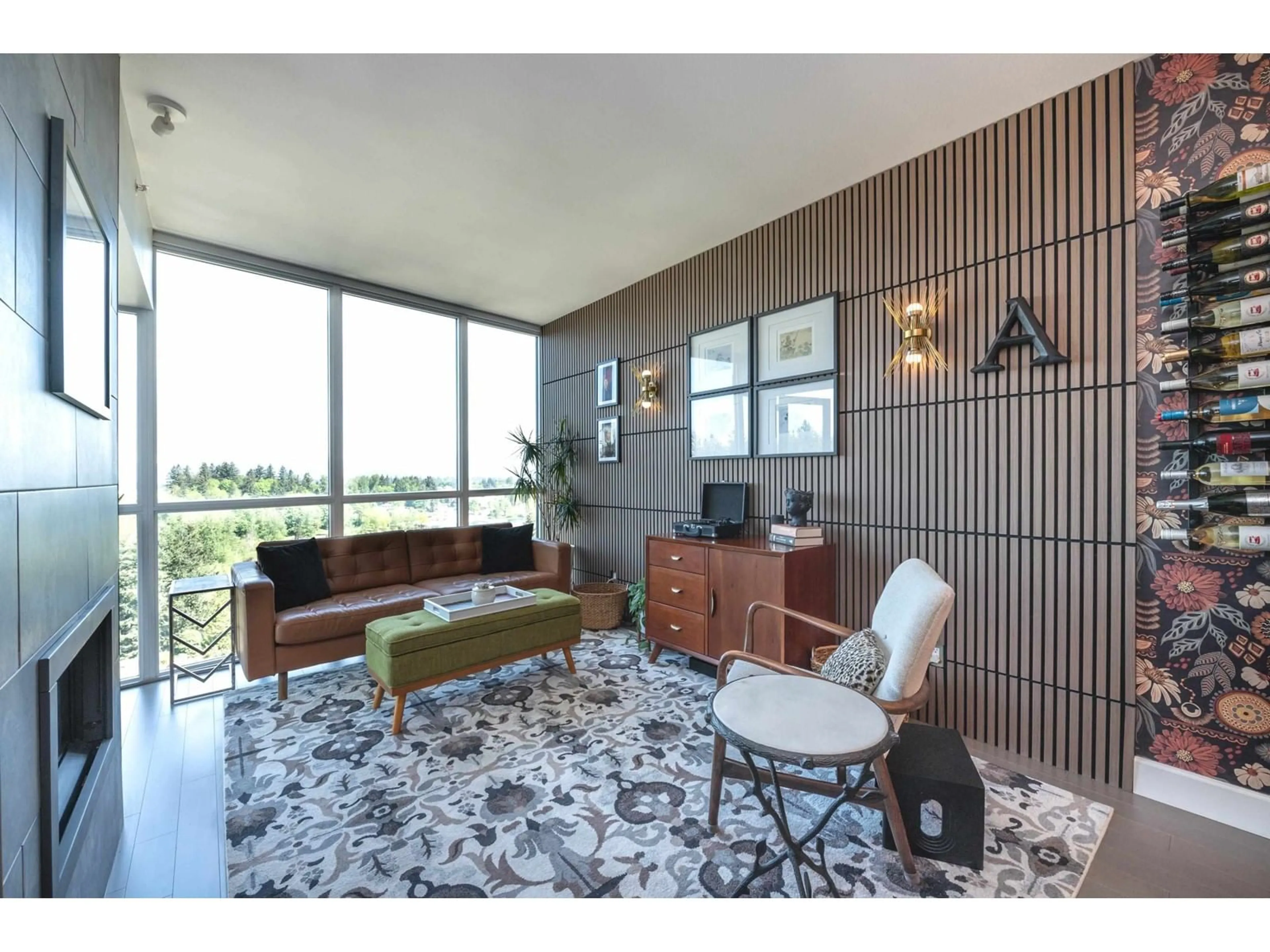 Living room with furniture, unknown for 1202 - 2180 GLADWIN, Abbotsford British Columbia V2S0H4