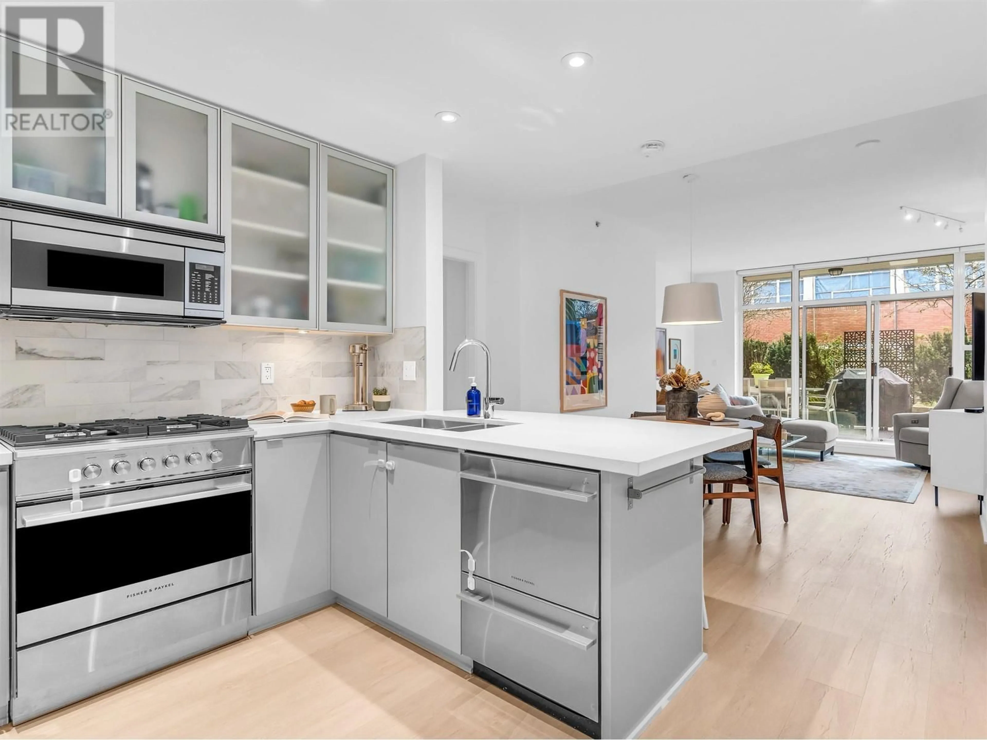 Open concept kitchen, unknown for 201 - 298 11TH AVENUE, Vancouver British Columbia V5T0A2