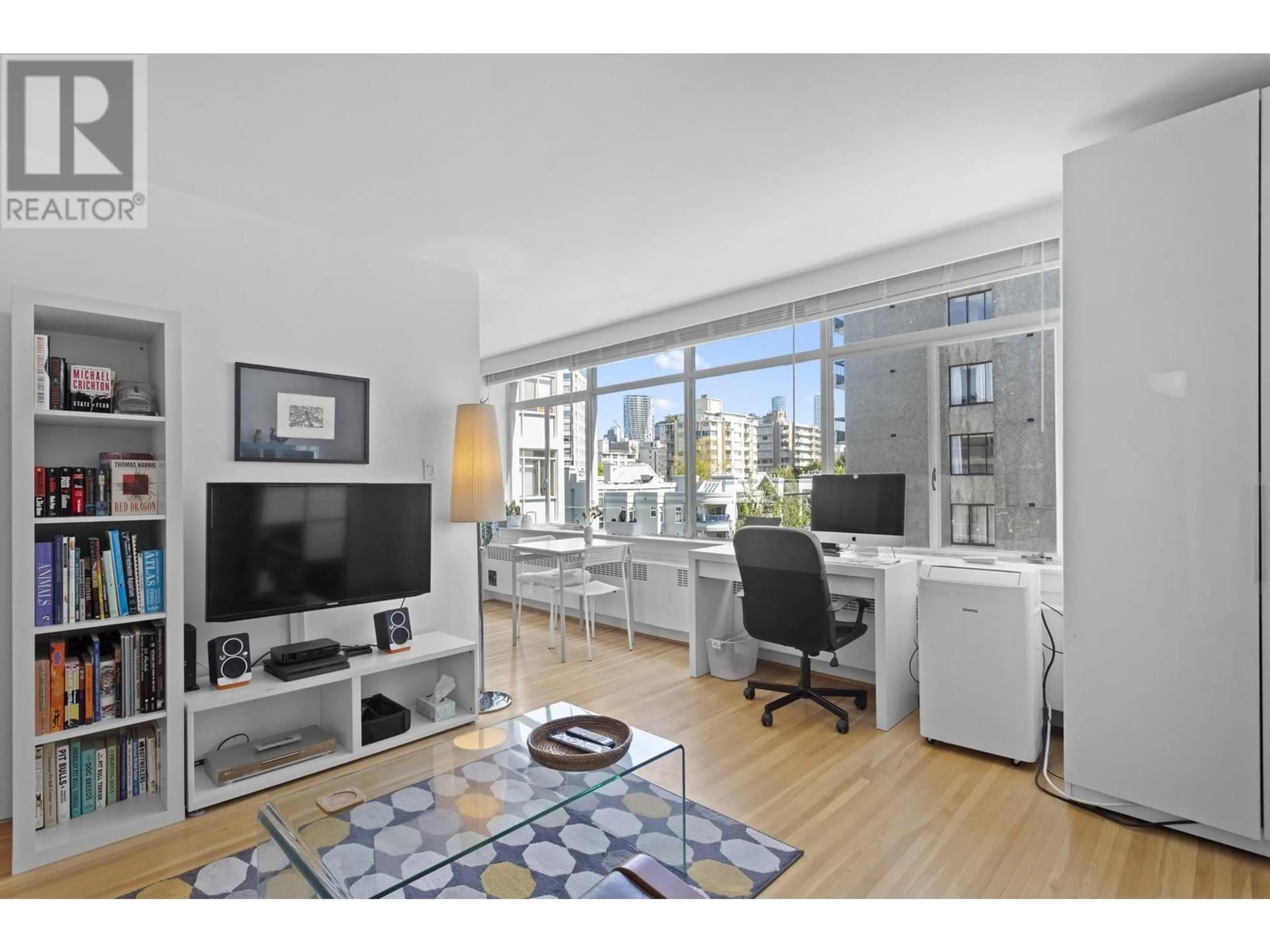 A pic of a room for 404 - 1975 PENDRELL STREET, Vancouver British Columbia V6G1T6