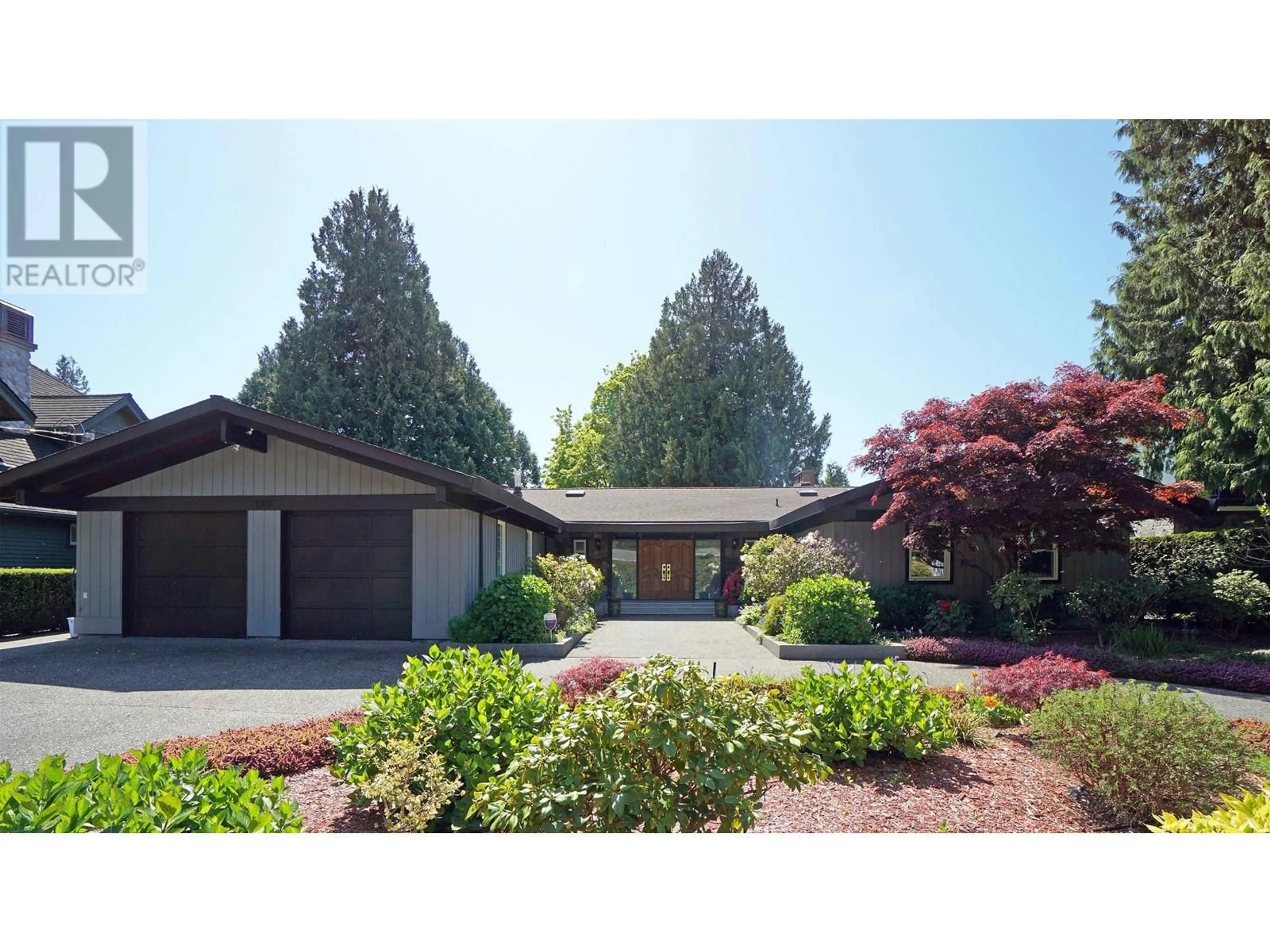 Home with vinyl exterior material, unknown for 1015 PACIFIC DRIVE, Delta British Columbia V4M2K2