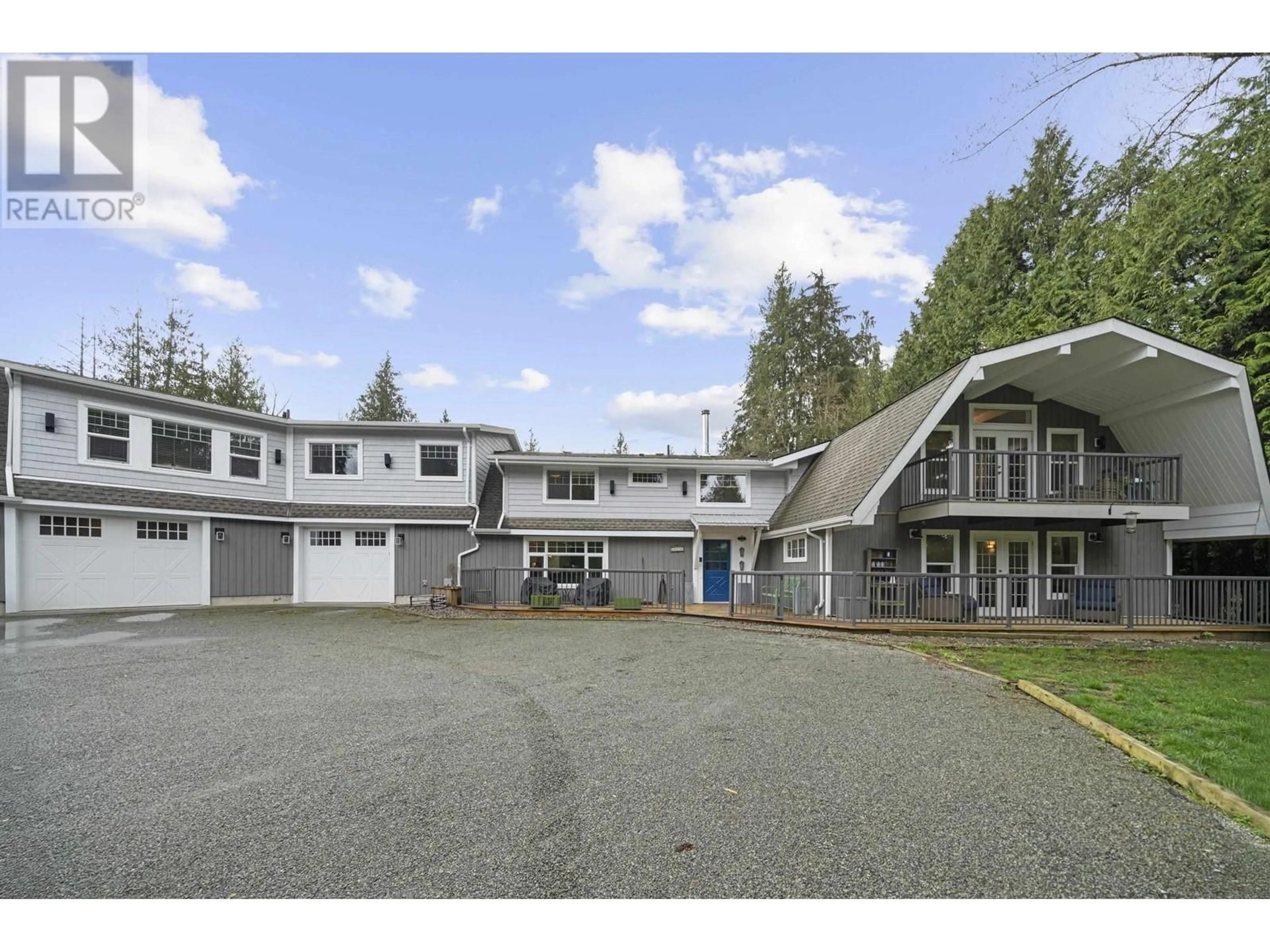 A pic from outside/outdoor area/front of a property/back of a property/a pic from drone, mountain view for 26996 FERGUSON AVENUE, Maple Ridge British Columbia V2W1R9