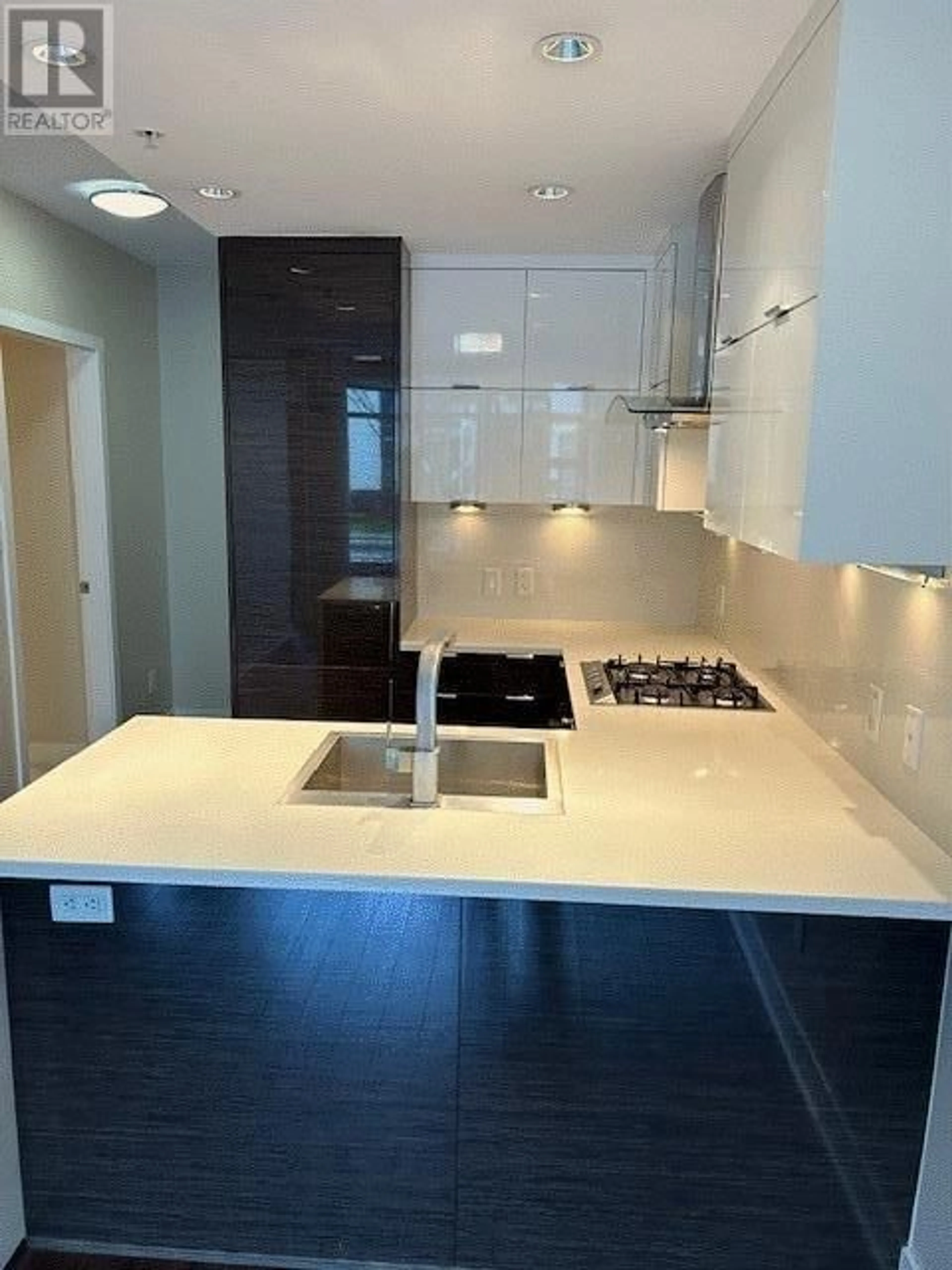 Contemporary kitchen, ceramic/tile floor for 101 - 1777 7TH AVENUE, Vancouver British Columbia V6J0E5