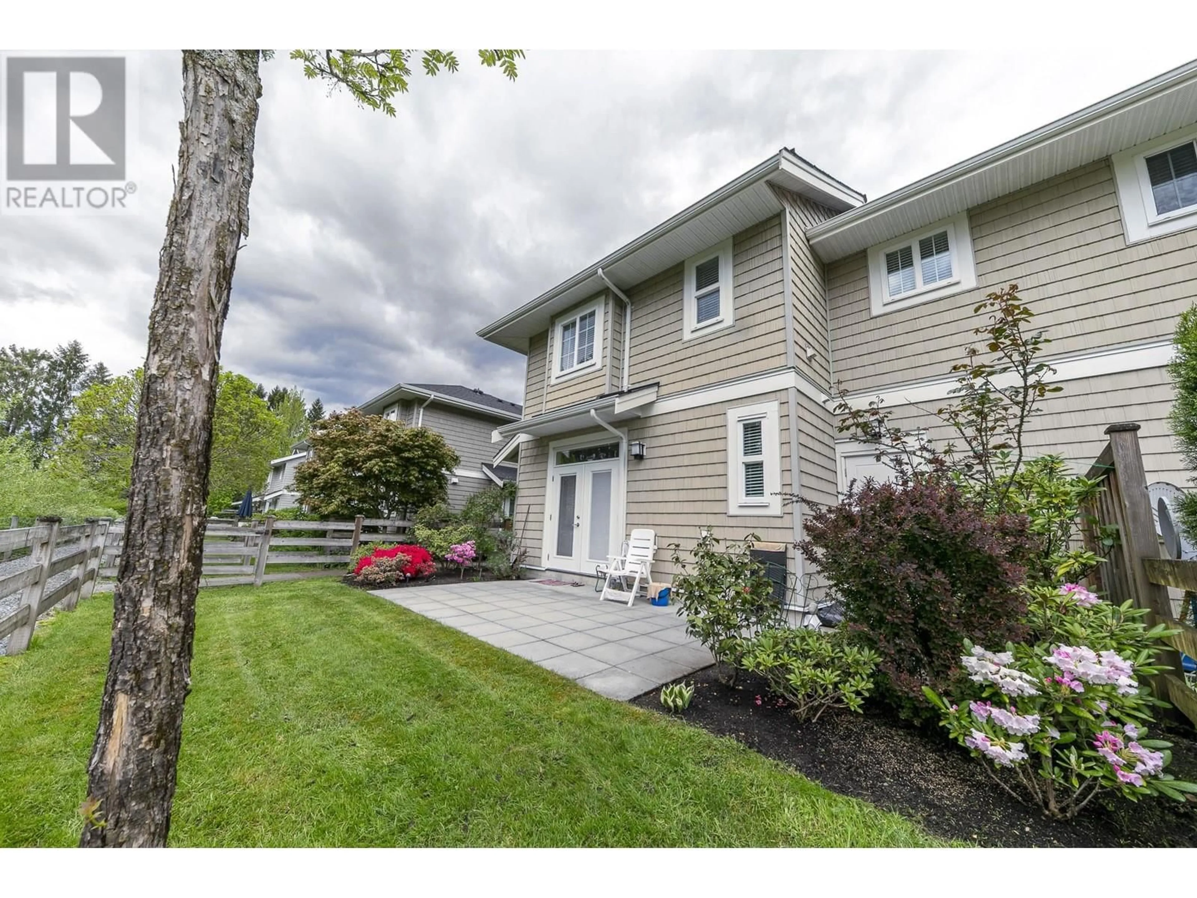Home with vinyl exterior material, street for 77 - 12161 237 STREET, Maple Ridge British Columbia V4R0E7