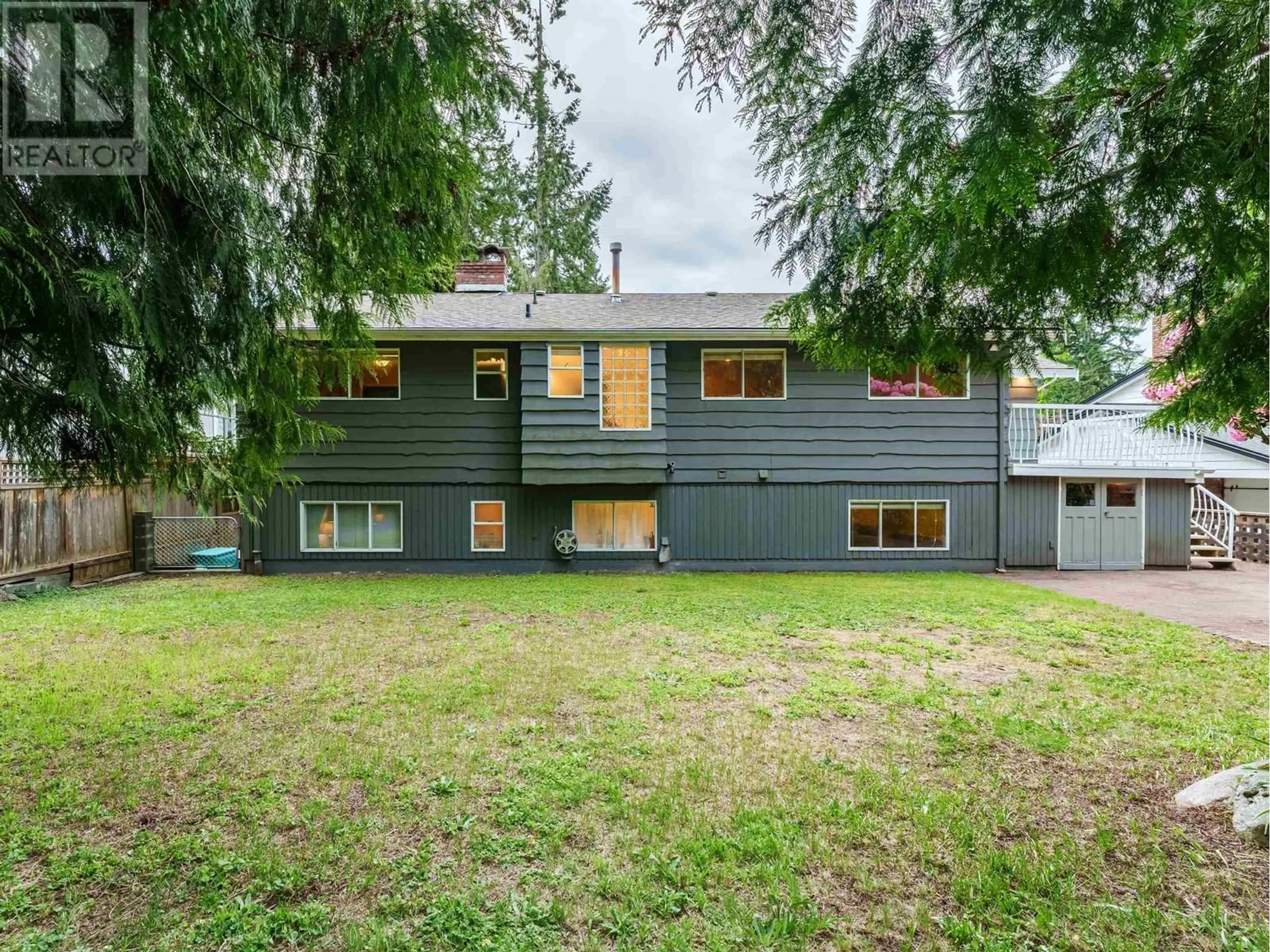 A pic from outside/outdoor area/front of a property/back of a property/a pic from drone, unknown for 2602 SECHELT DRIVE, North Vancouver British Columbia V7H1N8