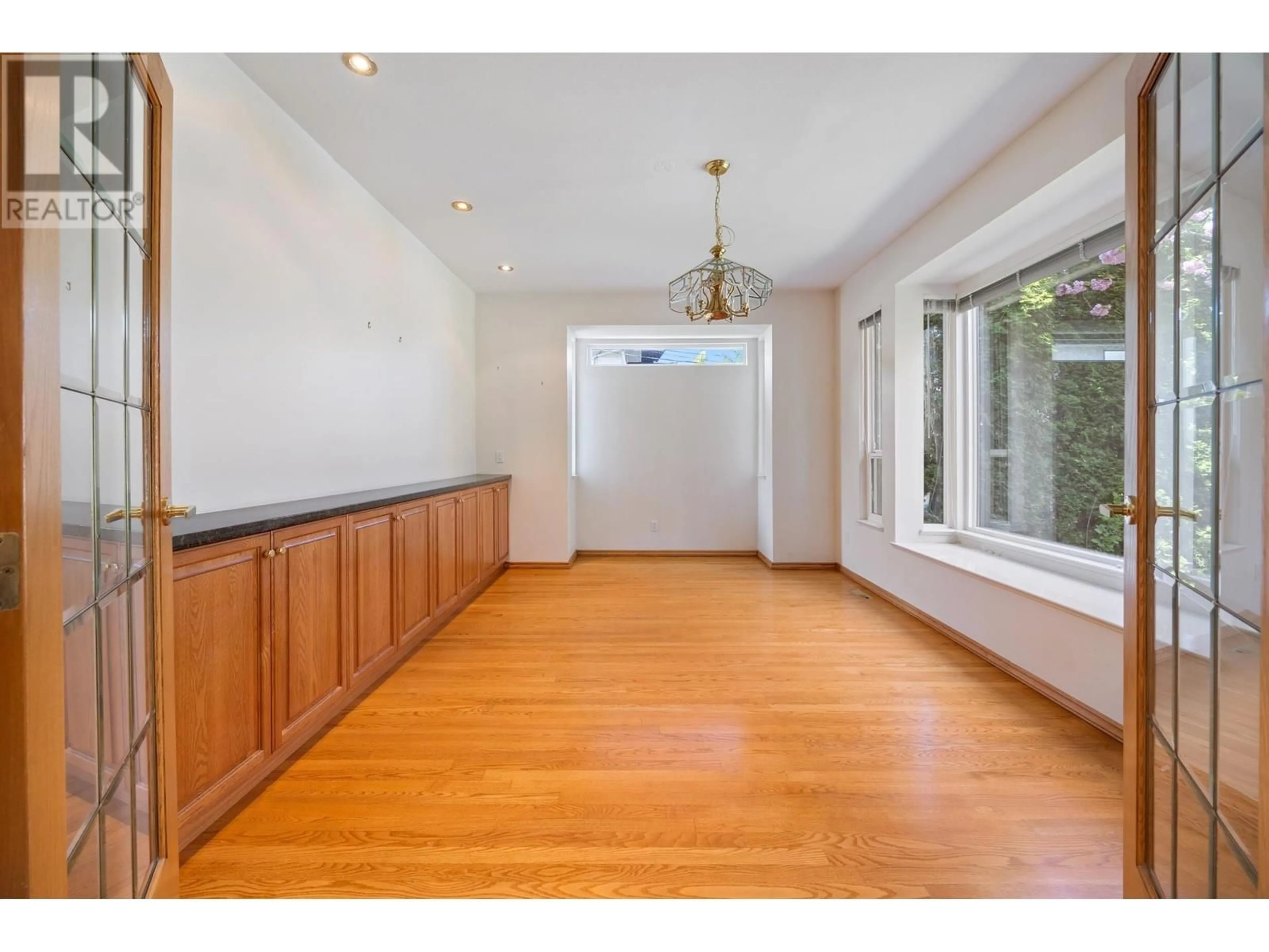 Unknown for 4080 BRANDON STREET, Burnaby British Columbia V5G2P8
