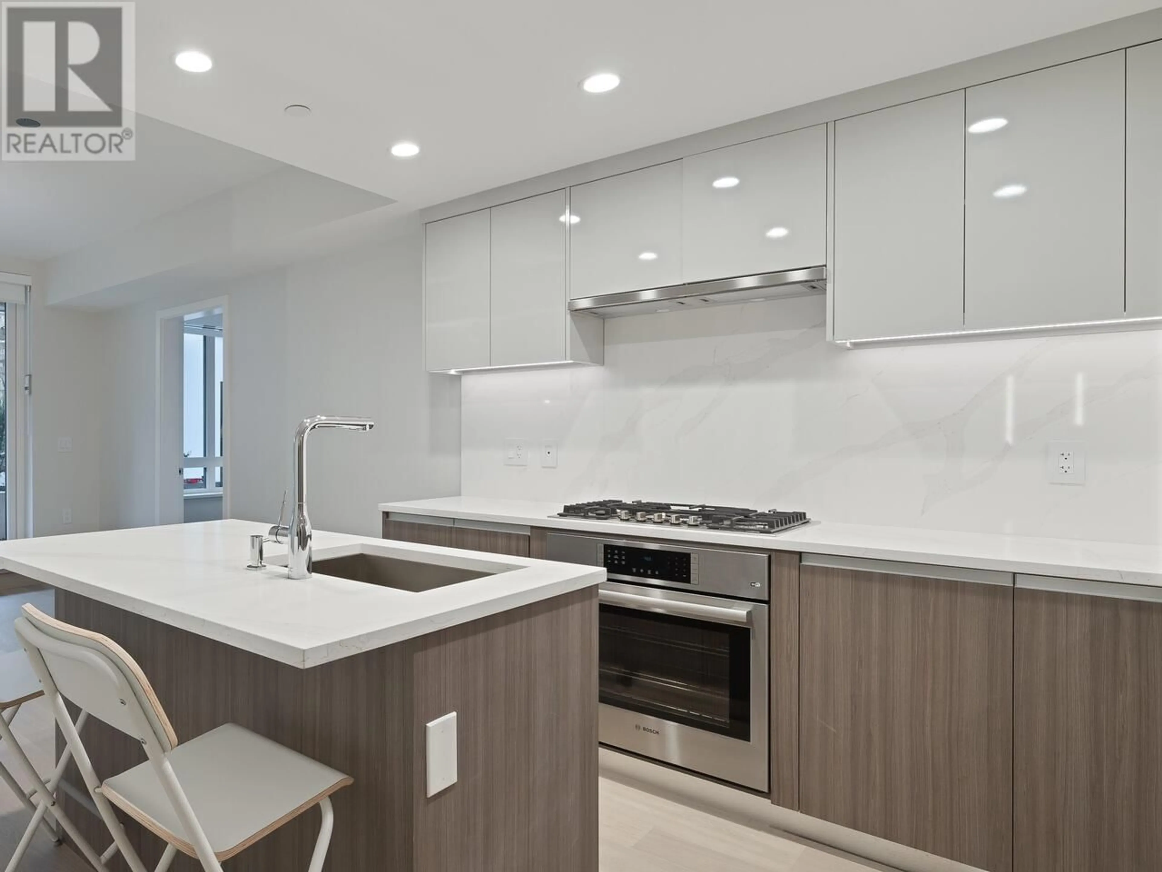 Contemporary kitchen, unknown for 103 - 485 WEST 63RD AVENUE, Vancouver British Columbia V5X2J3