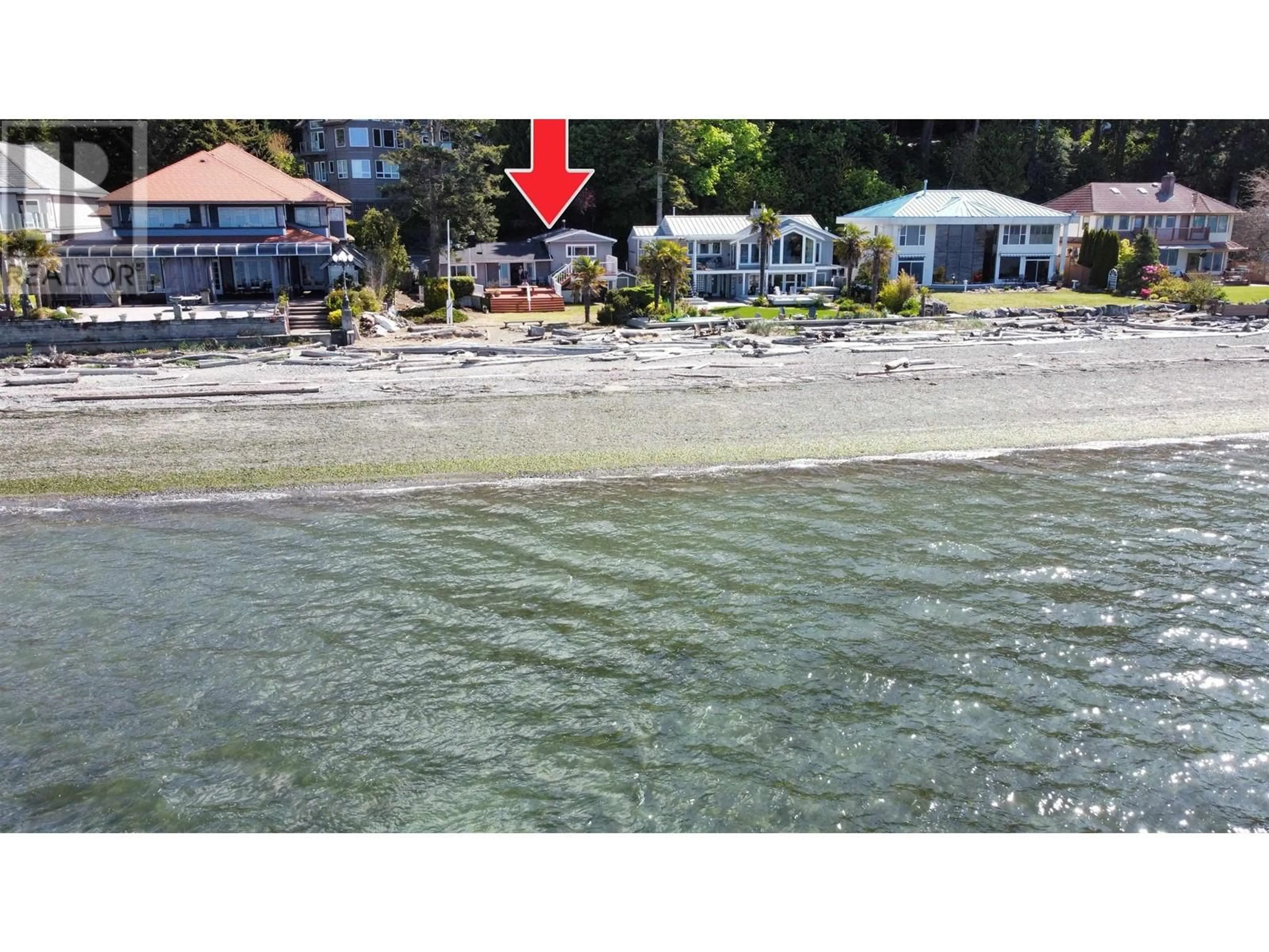 Blurry image for 718 TSAWWASSEN BEACH ROAD, Delta British Columbia V4M4C7