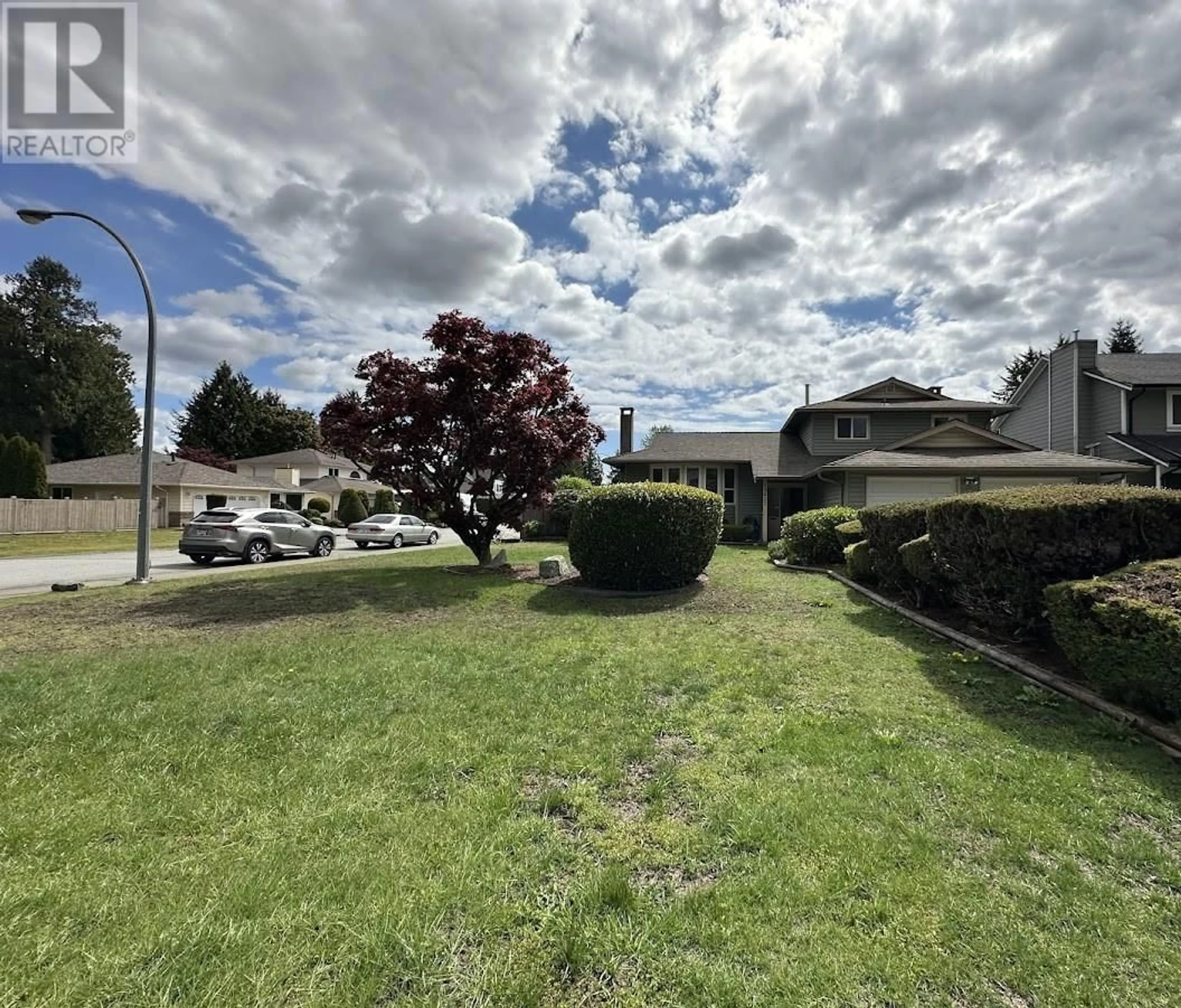A pic from outside/outdoor area/front of a property/back of a property/a pic from drone, street for 19420 DAVISON ROAD, Pitt Meadows British Columbia V3Y1A3