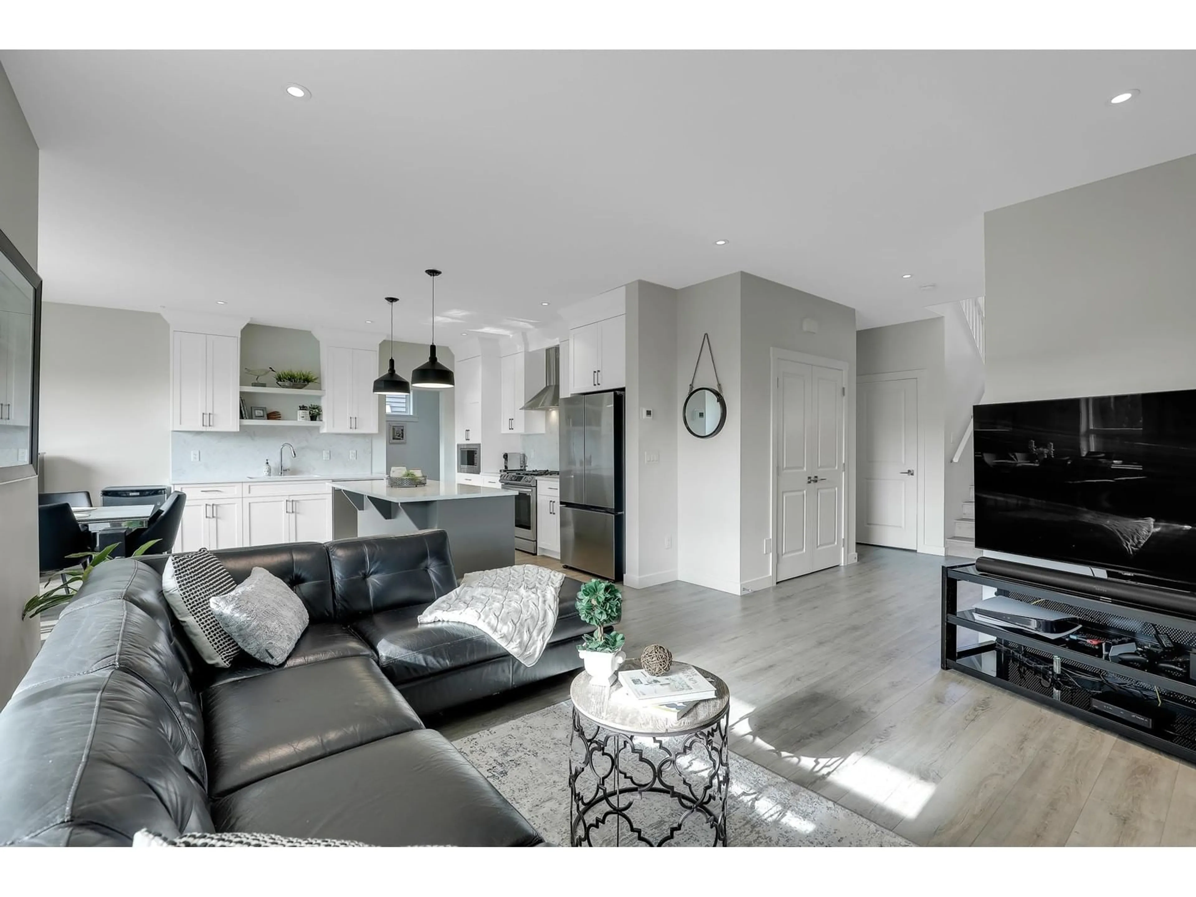 Open concept kitchen, unknown for 8303 203A, Langley British Columbia V2Y0Y8