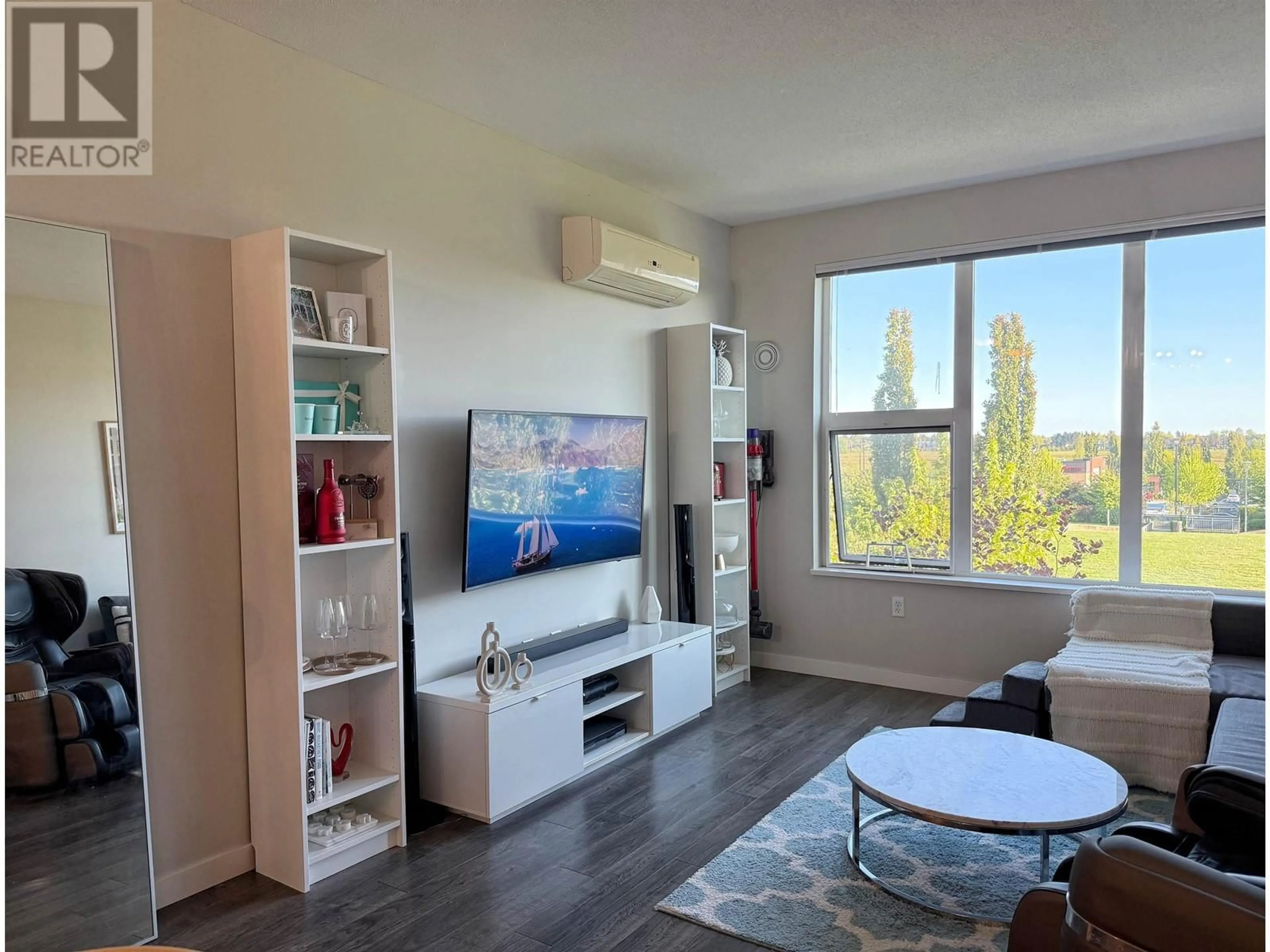 Living room with furniture, unknown for 303 - 9399 ALEXANDRA ROAD, Richmond British Columbia V6X0L7