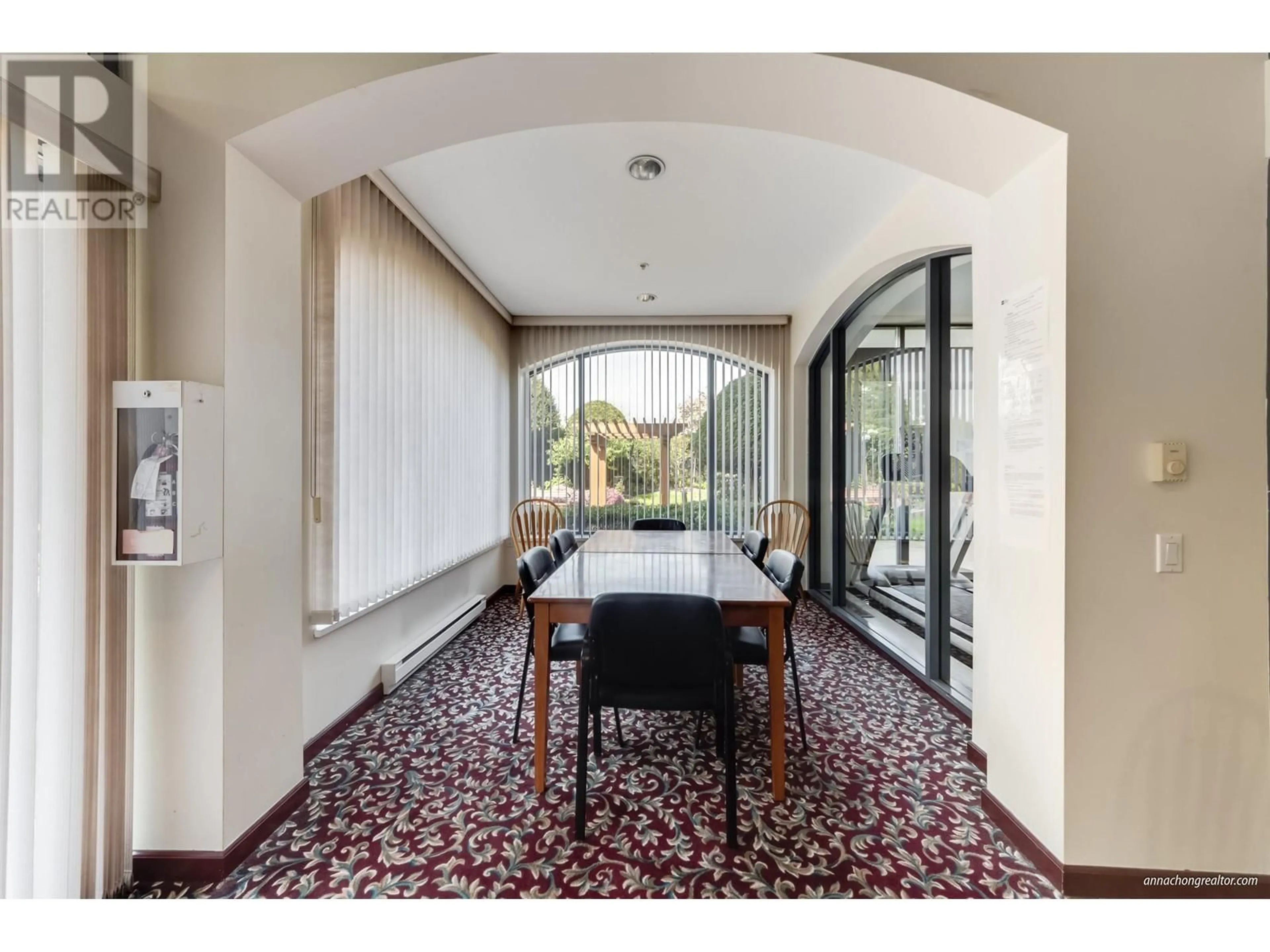 Indoor foyer for 1804 - 4425 HALIFAX STREET, Burnaby British Columbia V5C6P2