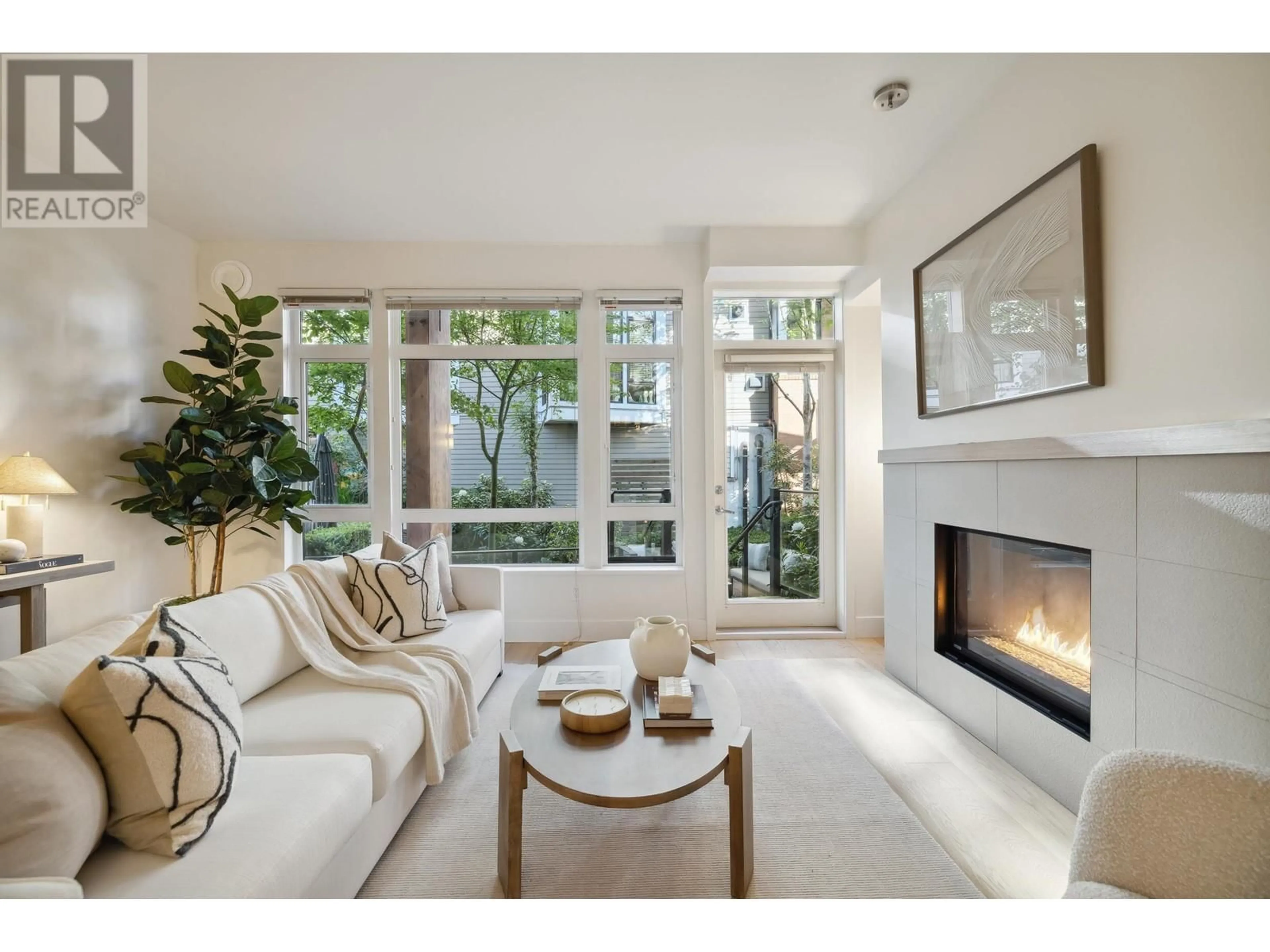 Living room with furniture, unknown for 2923 WALL STREET, Vancouver British Columbia V5K0A6