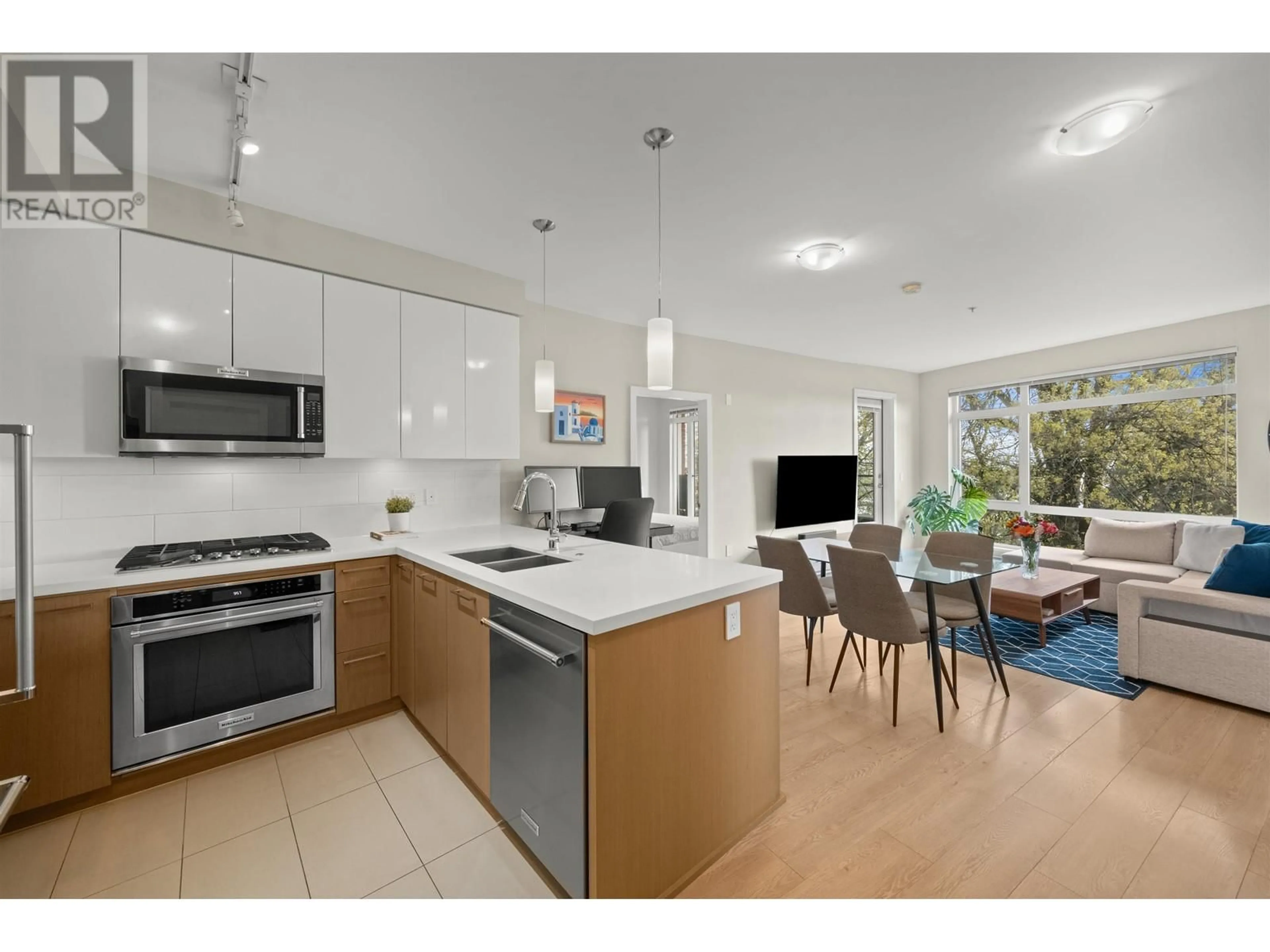 Open concept kitchen, unknown for 331 - 22 ROYAL AVENUE, New Westminster British Columbia V3L0H1
