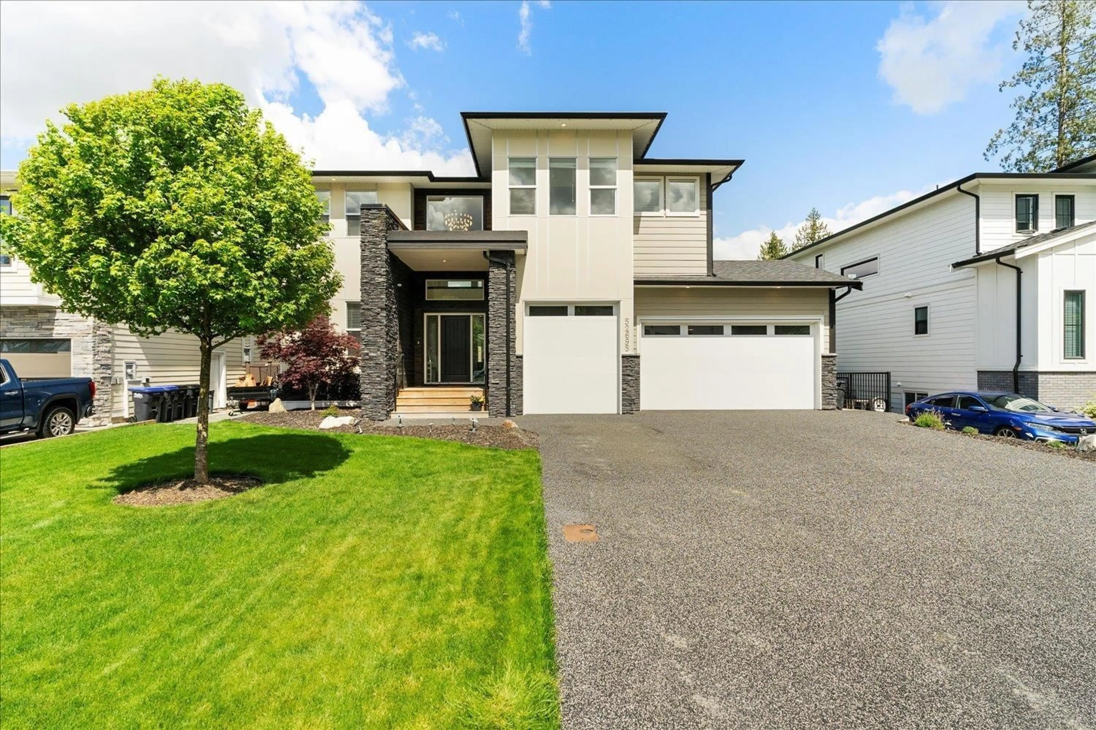Home with vinyl exterior material, street for 52695 STONEWOOD PLACE, Rosedale British Columbia V0X1X1