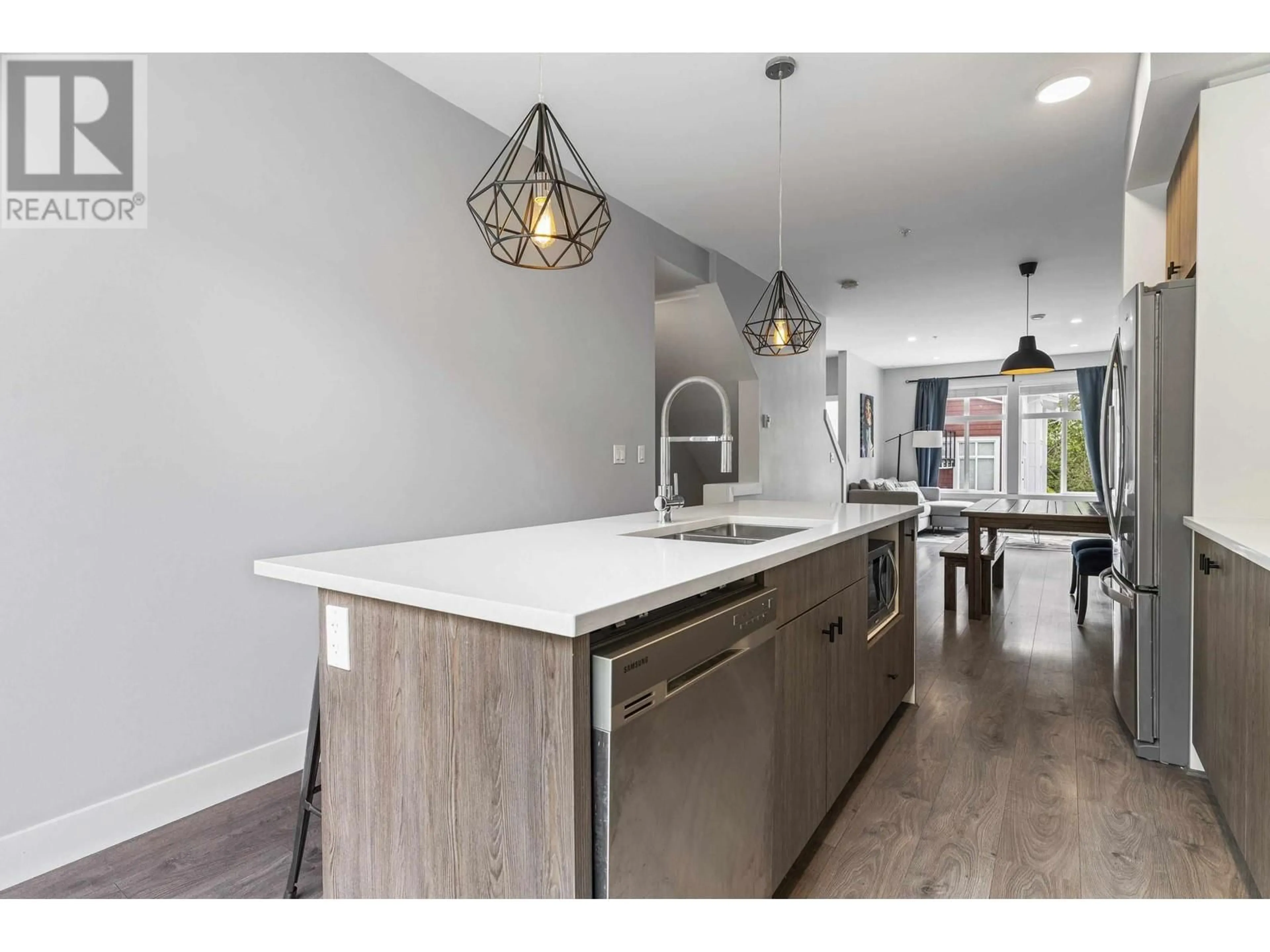 Open concept kitchen, unknown for 40 - 24108 104 AVENUE, Maple Ridge British Columbia V2W0J5