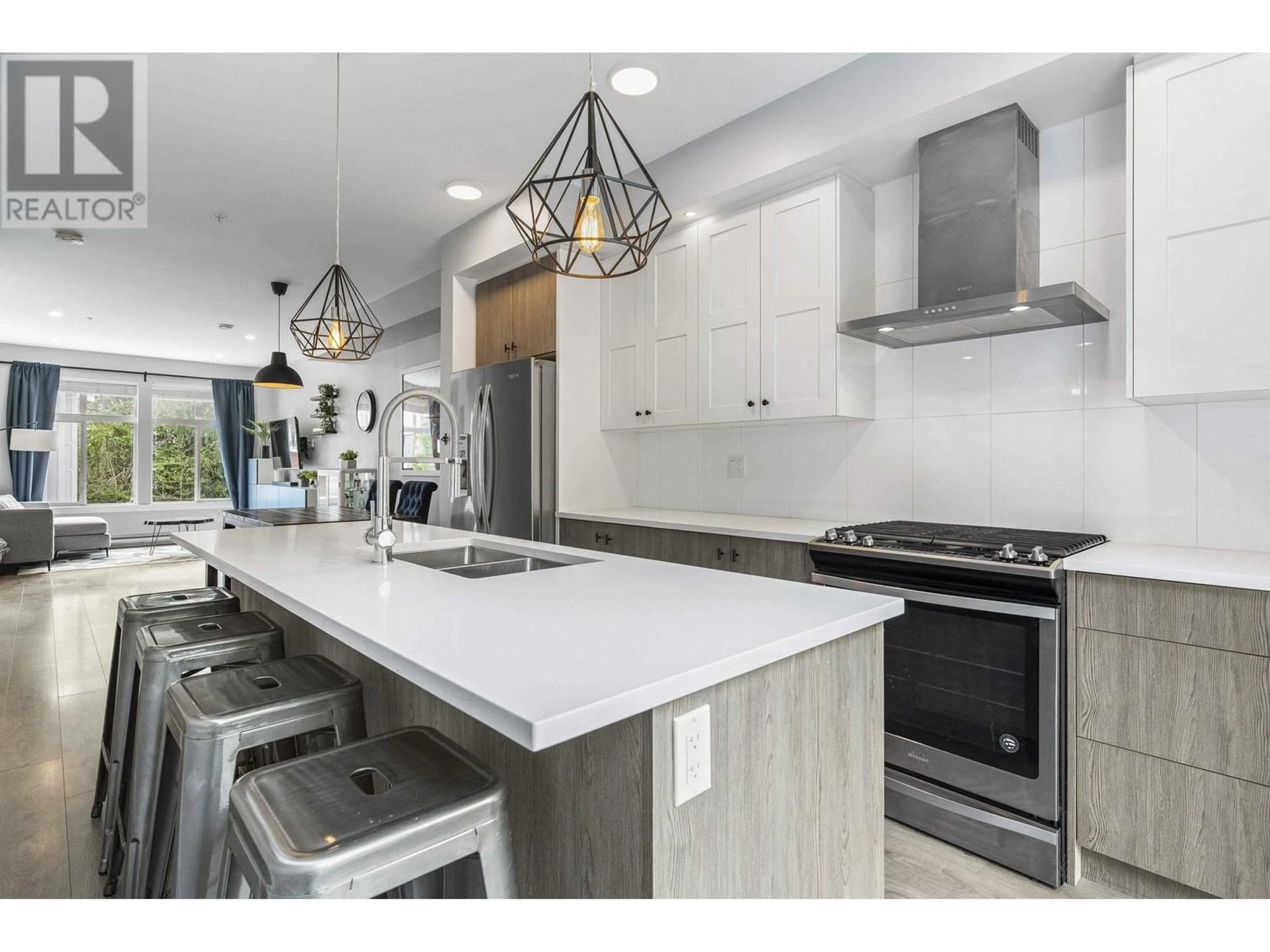 Open concept kitchen, ceramic/tile floor for 40 - 24108 104 AVENUE, Maple Ridge British Columbia V2W0J5