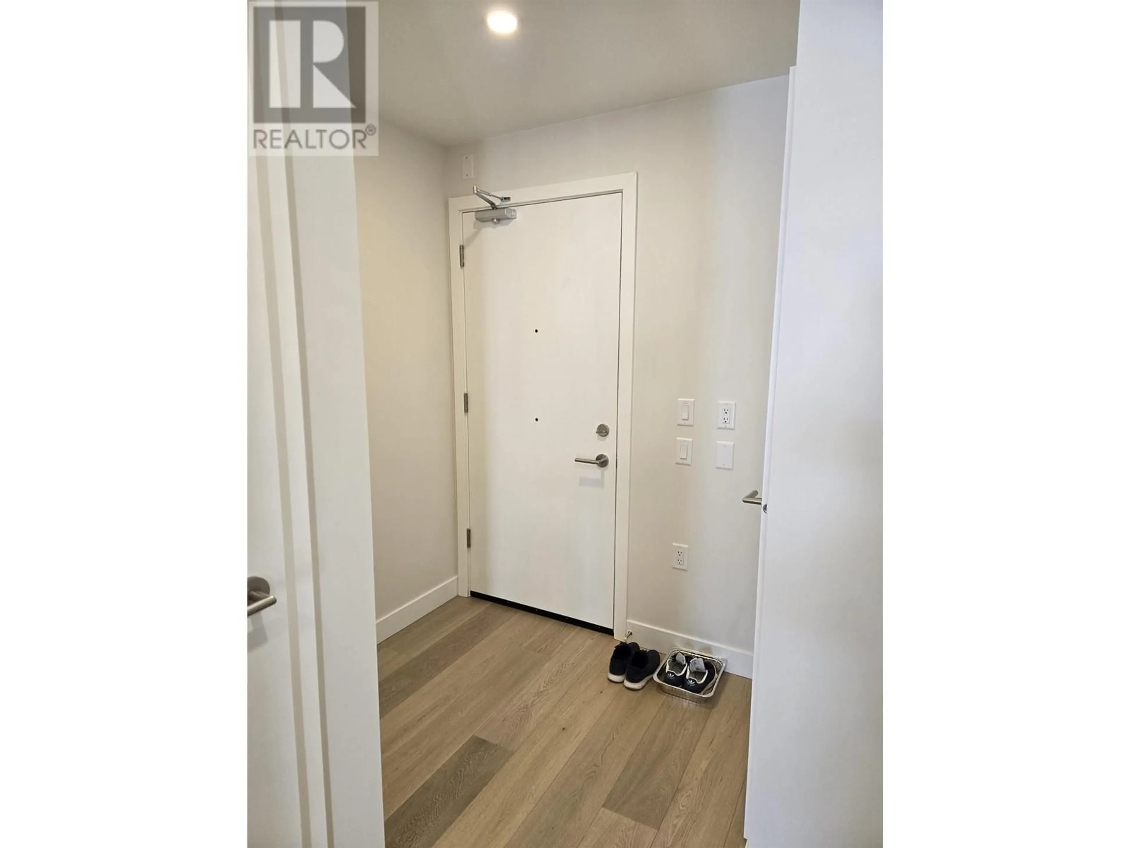 Unknown for 302 - 5007 ASH STREET, Vancouver British Columbia V5Z0K9