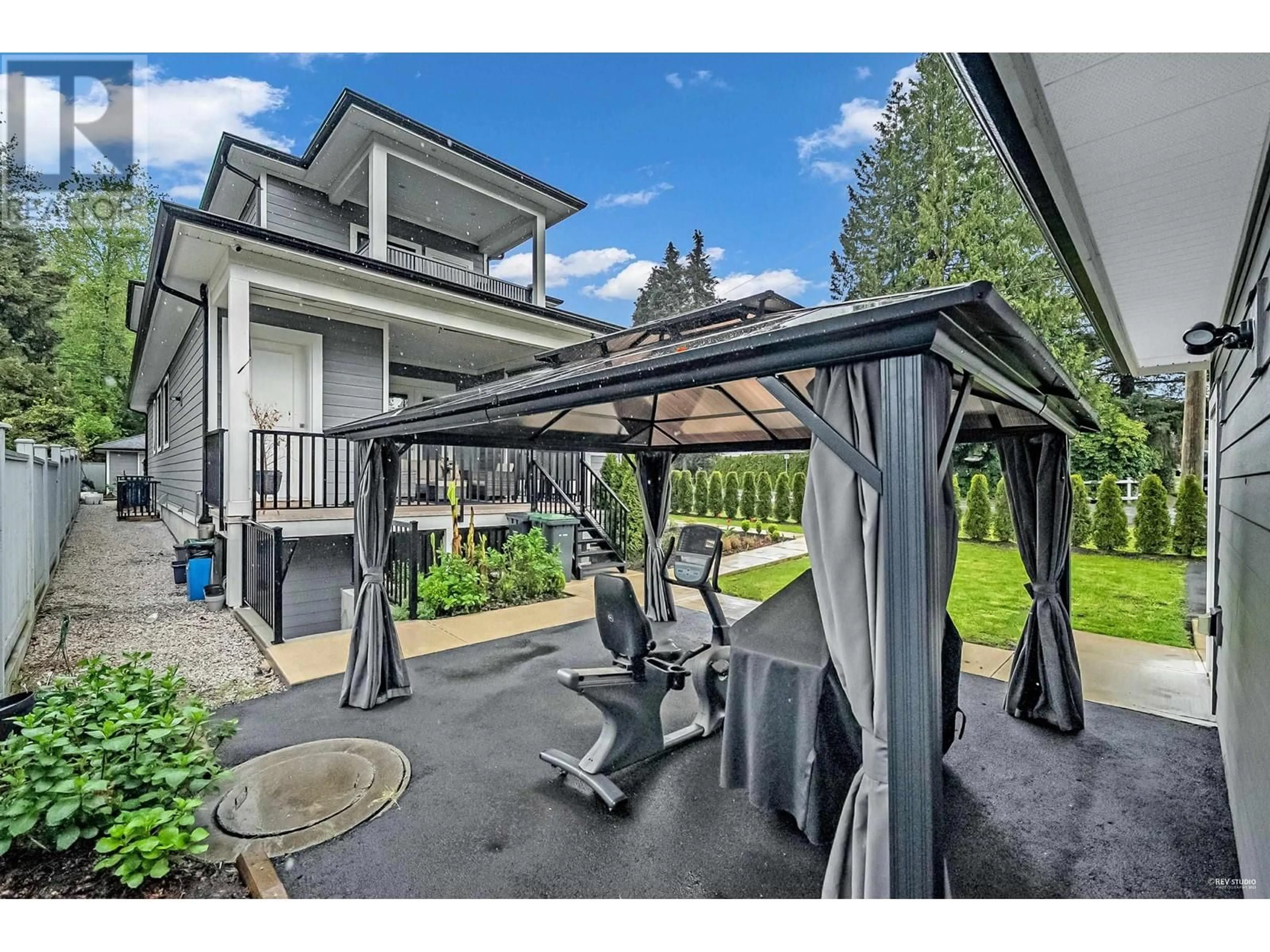 Patio, unknown for 950 FOSTER AVENUE, Coquitlam British Columbia V3J2M2
