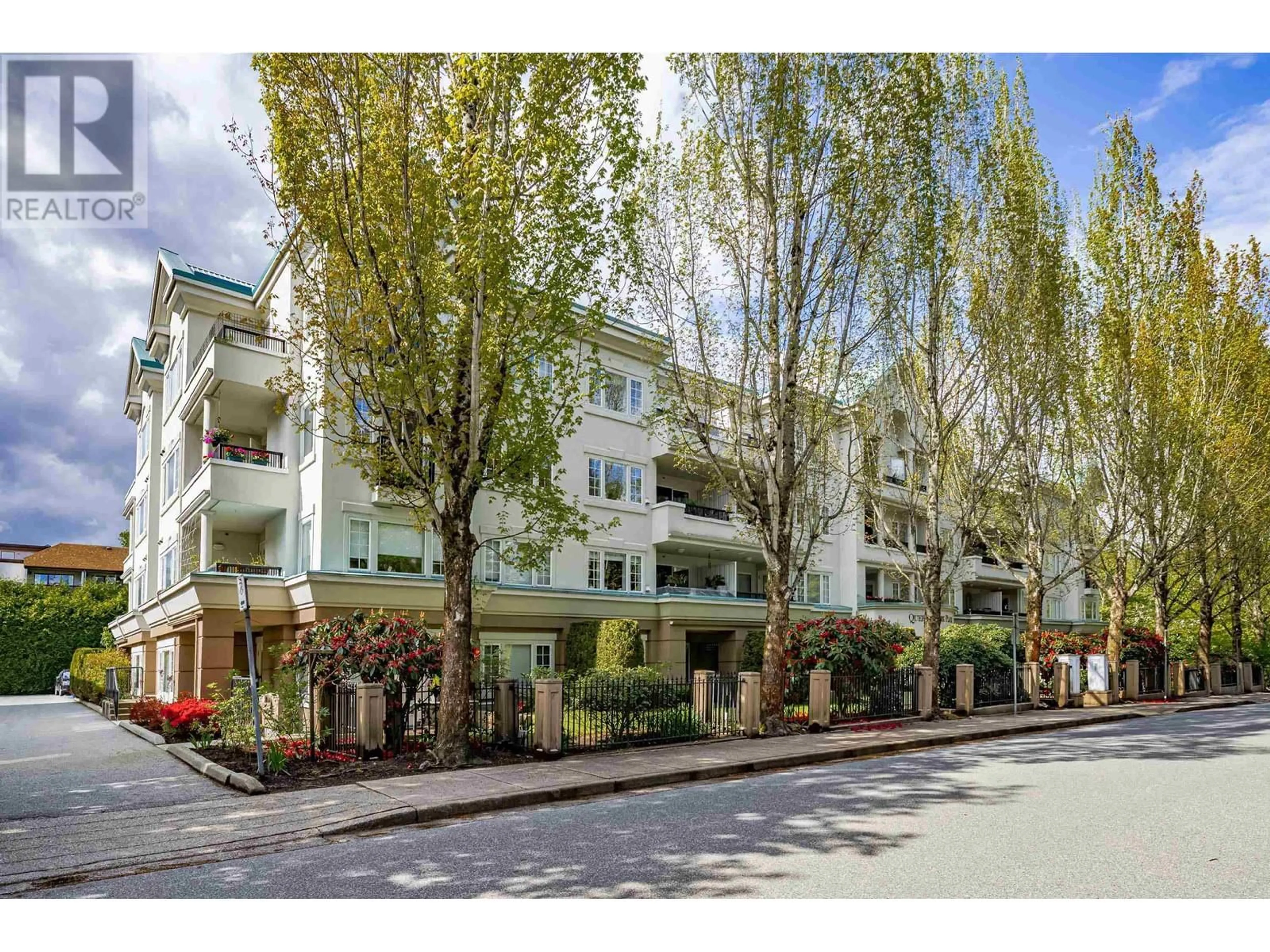 Unknown for 301 - 55 BLACKBERRY DRIVE, New Westminster British Columbia V3L5S7