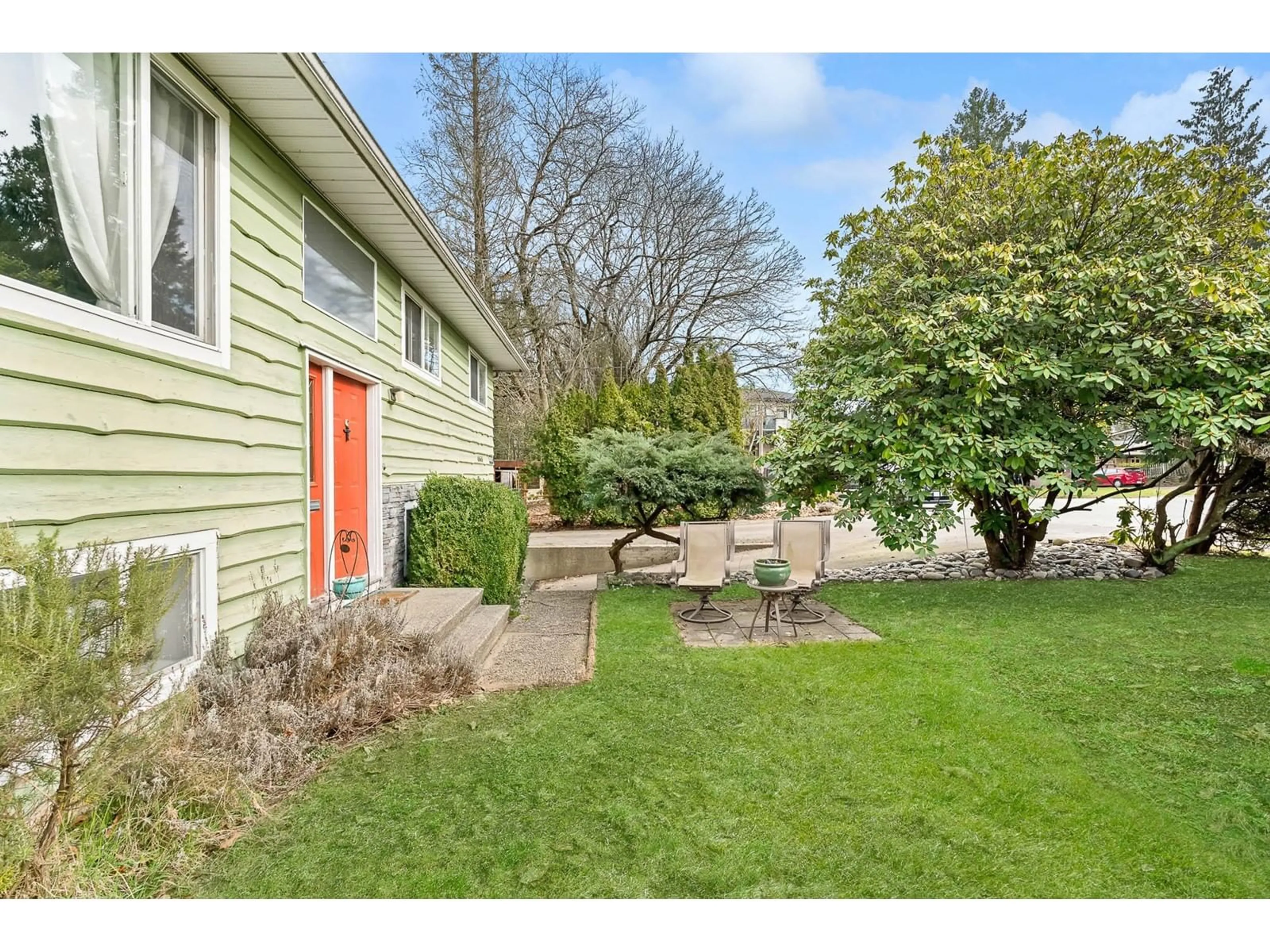 Patio, street for 11863 95A, Delta British Columbia V4C3V9