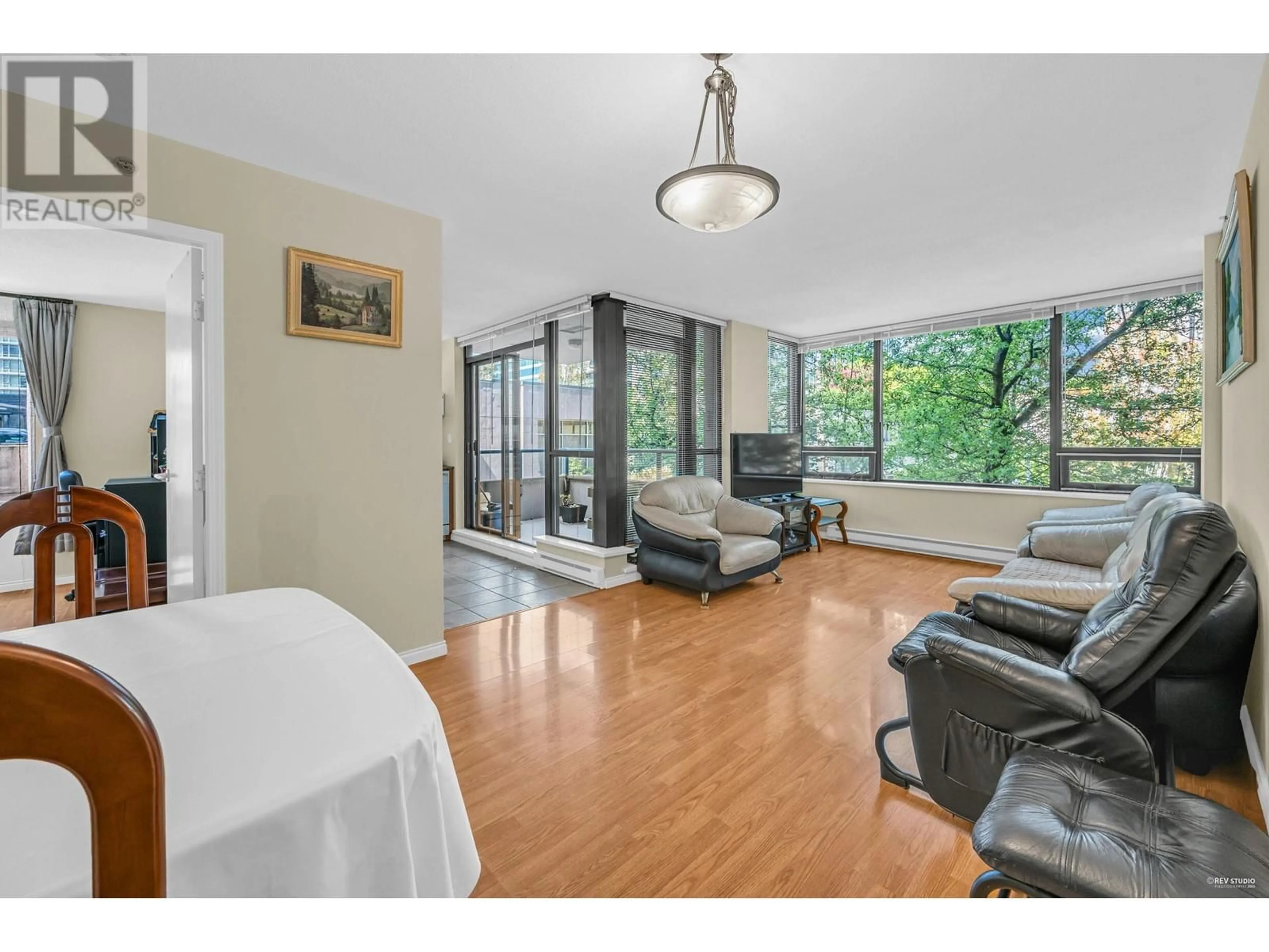 Unknown for 303 - 8100 SABA ROAD, Richmond British Columbia V6Y4H1