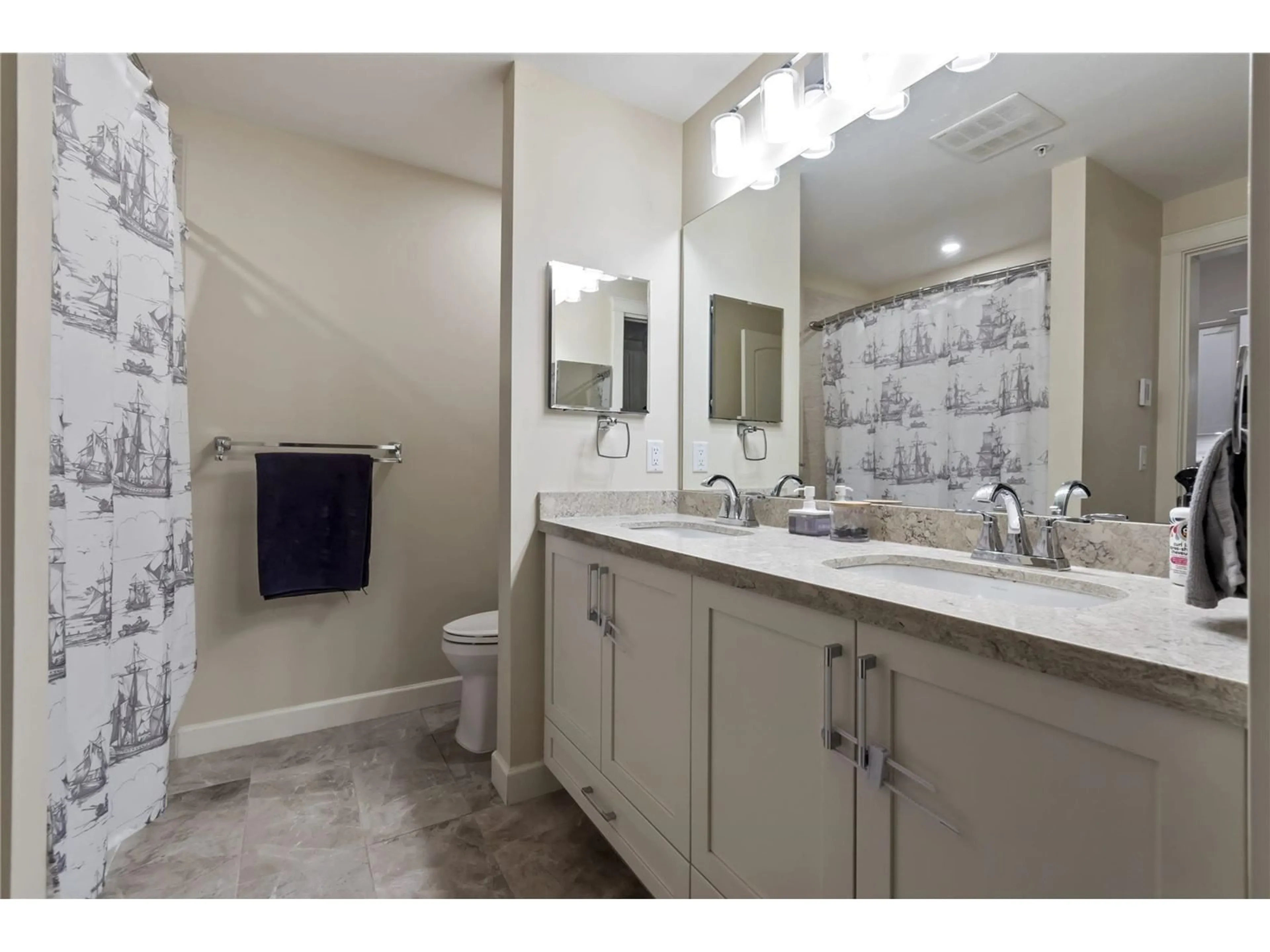 Standard bathroom, ceramic/tile floor for 612 - 8561 203A, Langley British Columbia V2Y3L7