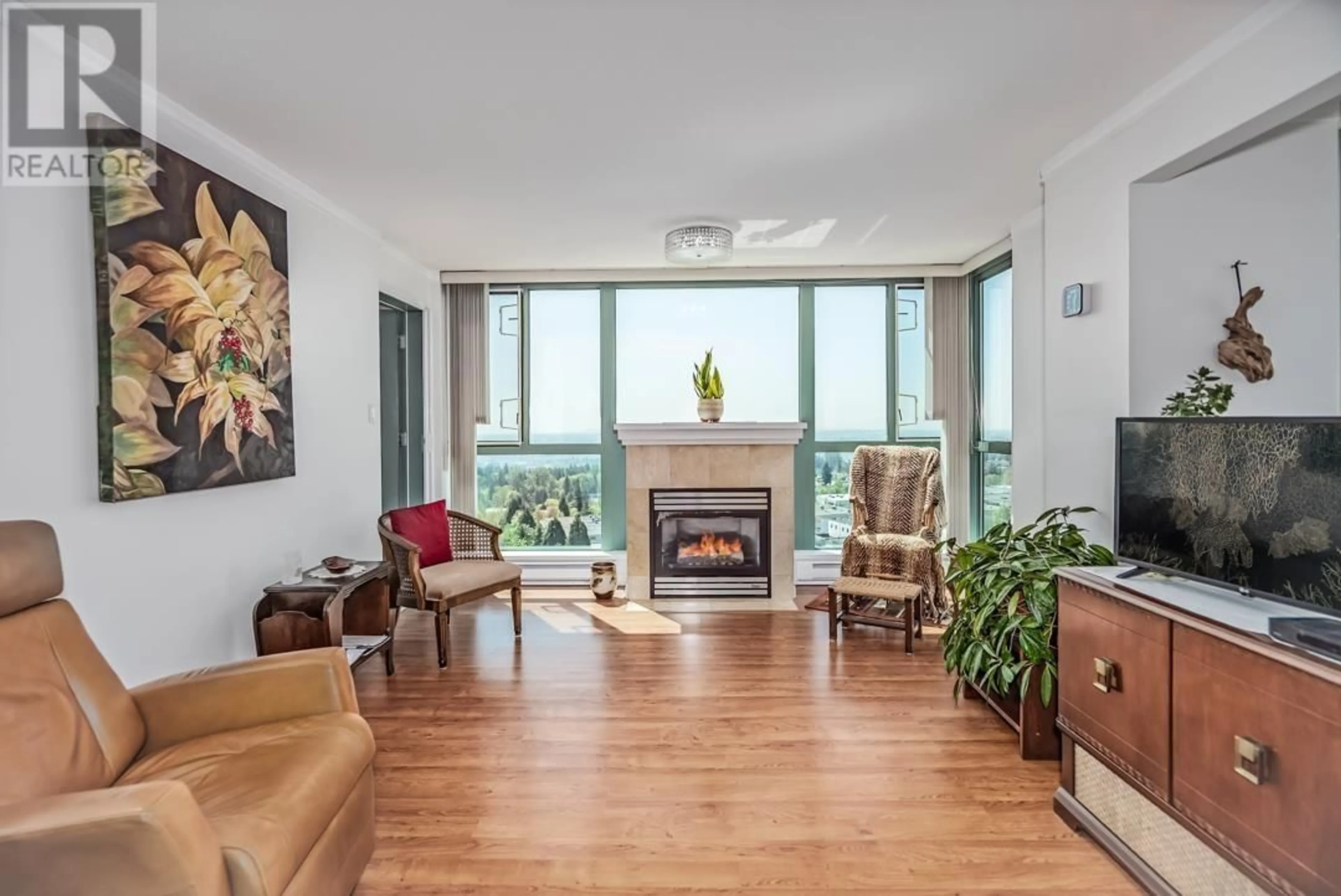 Living room with furniture, unknown for 1404 - 6659 SOUTHOAKS CRESCENT, Burnaby British Columbia V5E4M9