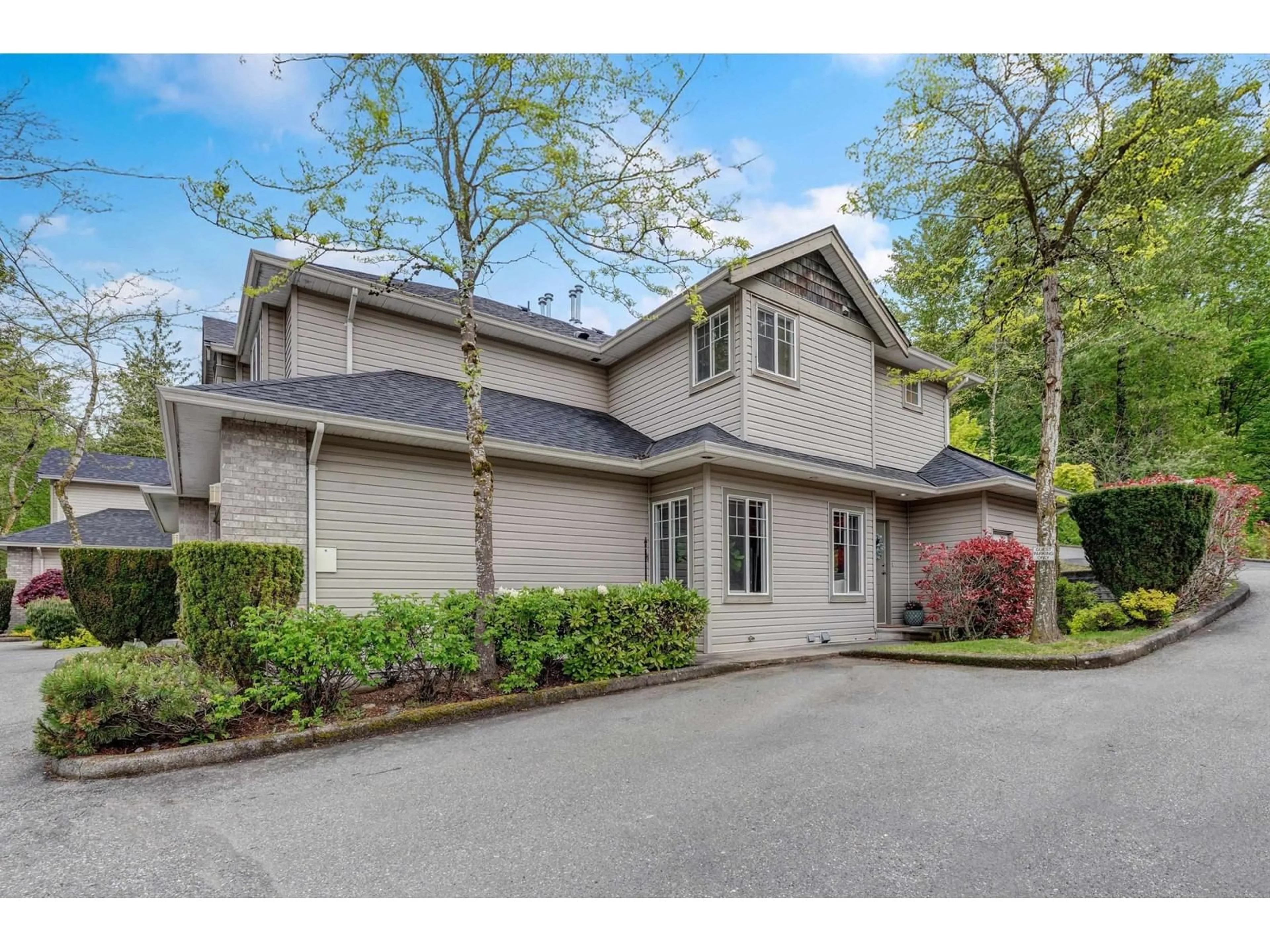 Unknown for 9 - 3270 BLUE JAY, Abbotsford British Columbia V2T6T1