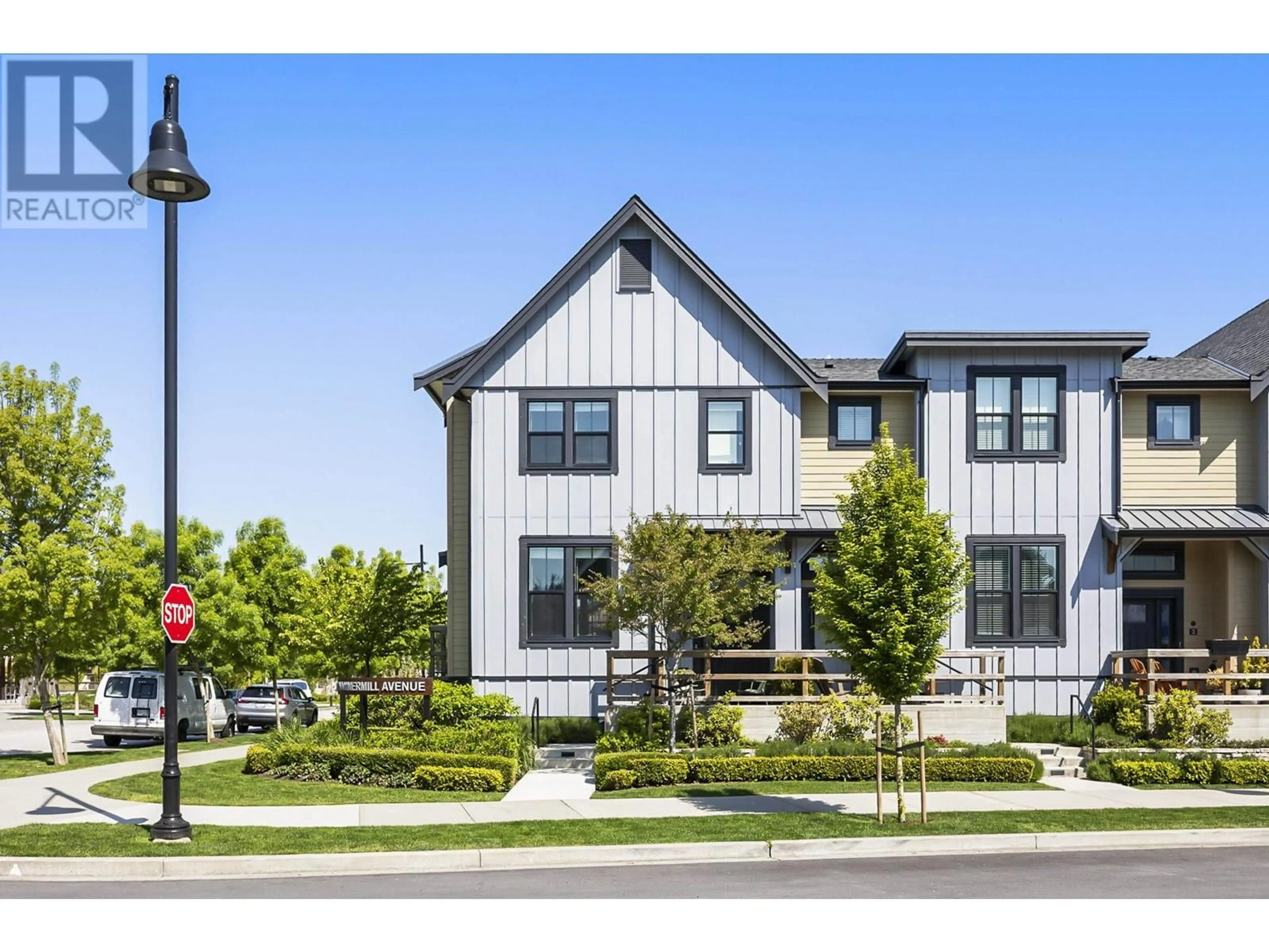 Home with vinyl exterior material, street for 5 - 6427 HAMMERMILL AVENUE, Delta British Columbia V4L0B2