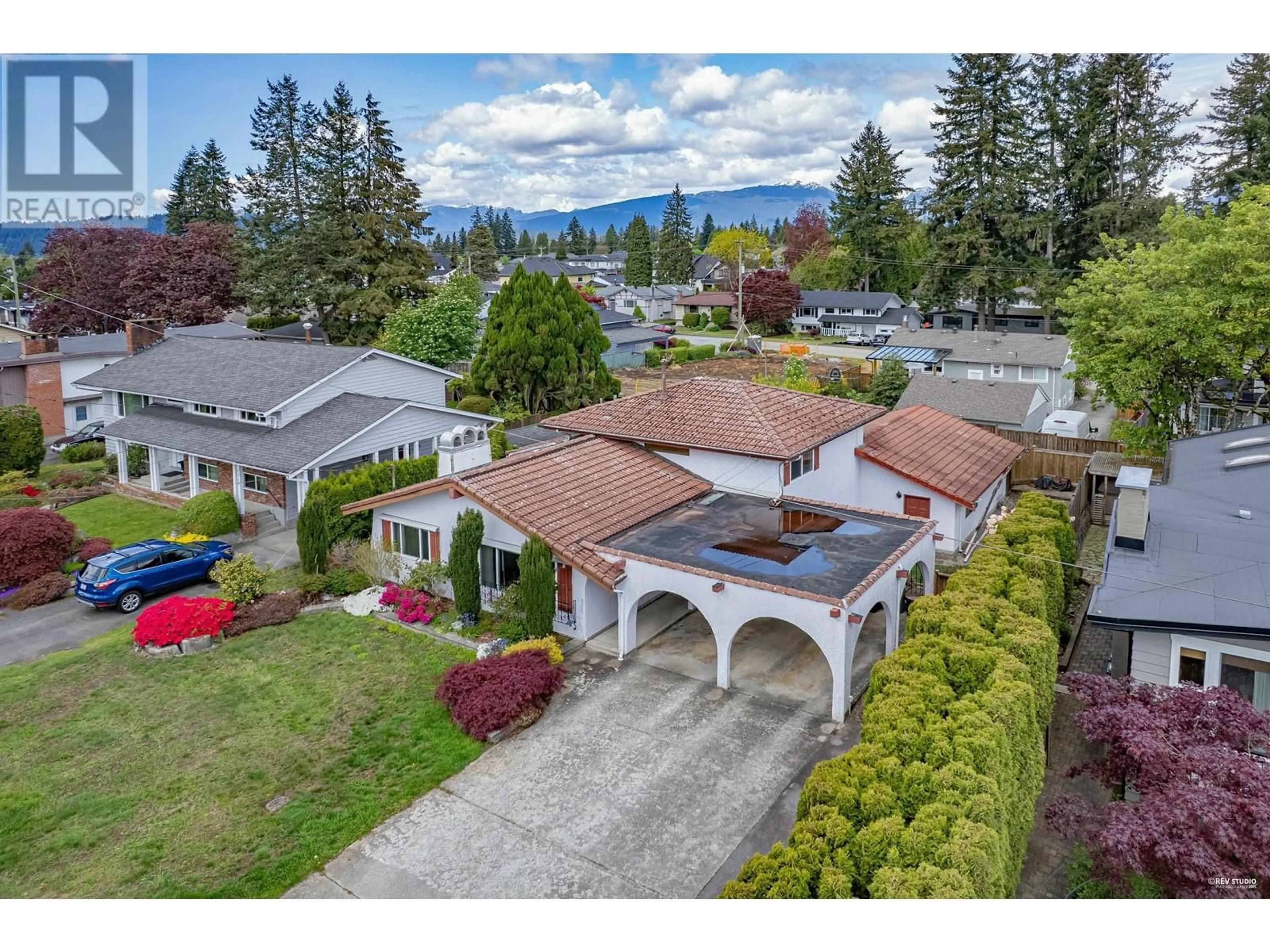 A pic from outside/outdoor area/front of a property/back of a property/a pic from drone, mountain view for 1579 EDEN AVENUE, Coquitlam British Columbia V3J2R2