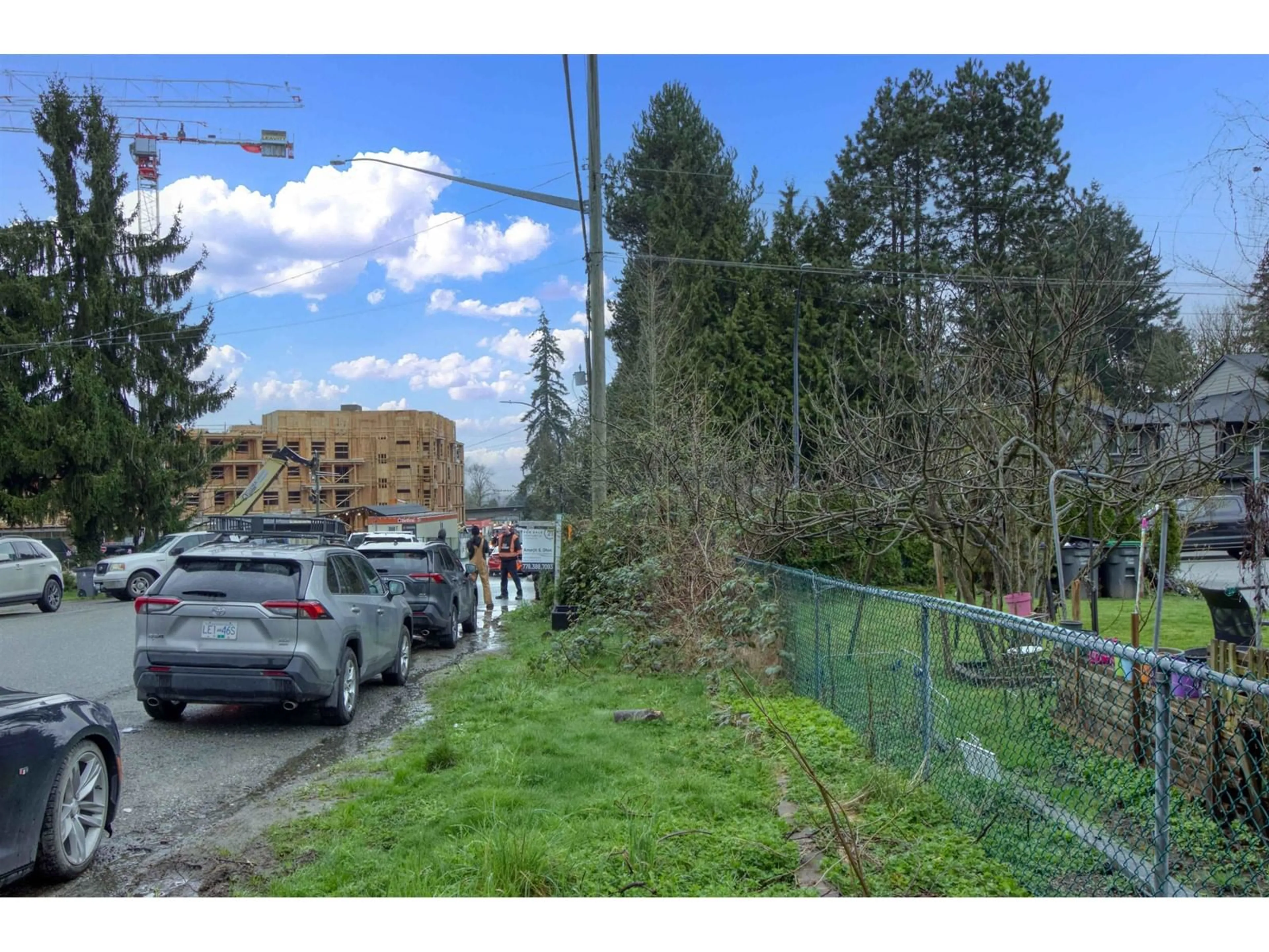 Parking for 10999 132A, Surrey British Columbia V3T3Y2