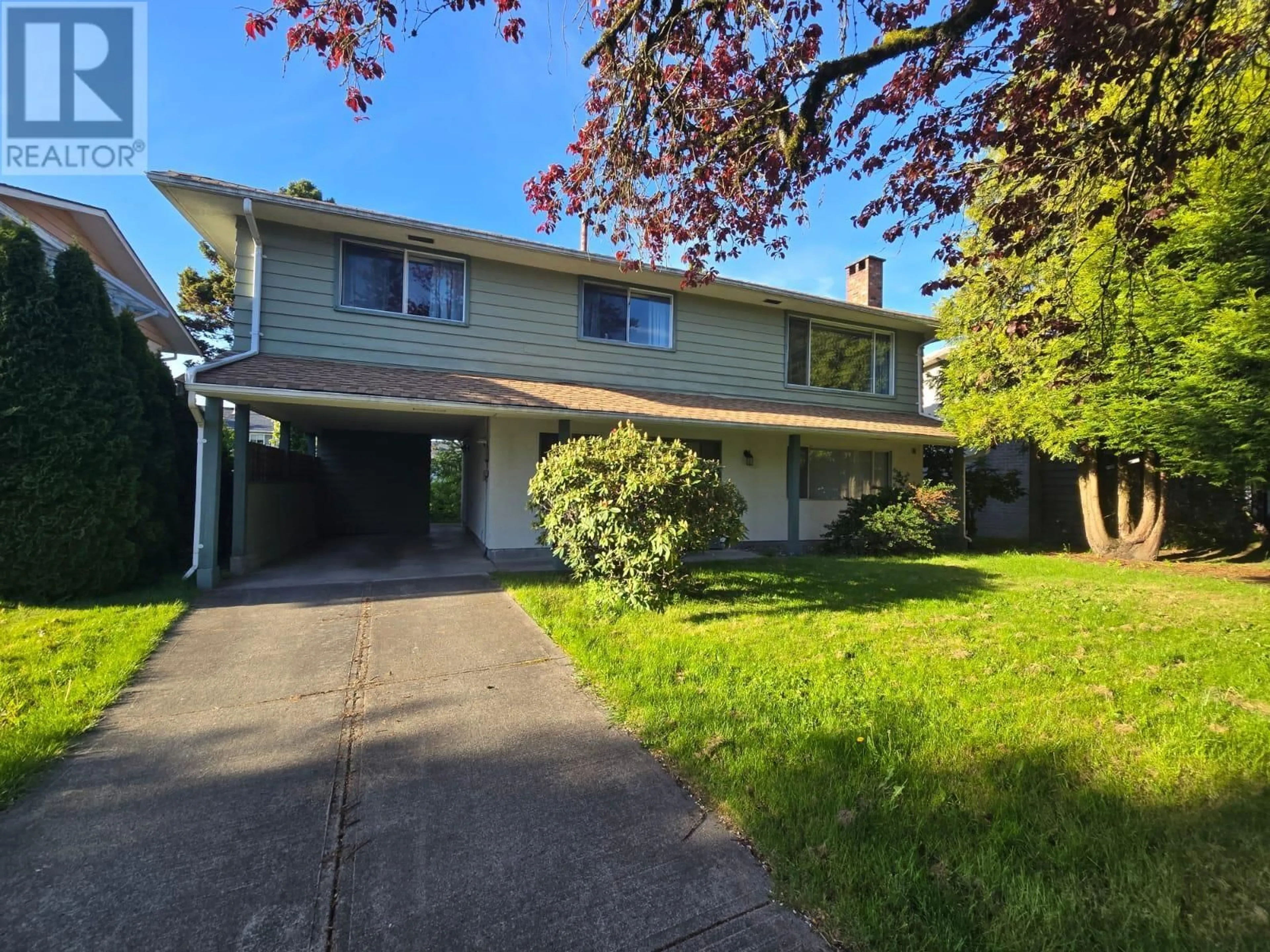 A pic from outside/outdoor area/front of a property/back of a property/a pic from drone, street for 9831 GLENTHORNE DRIVE, Richmond British Columbia V7A1Y3