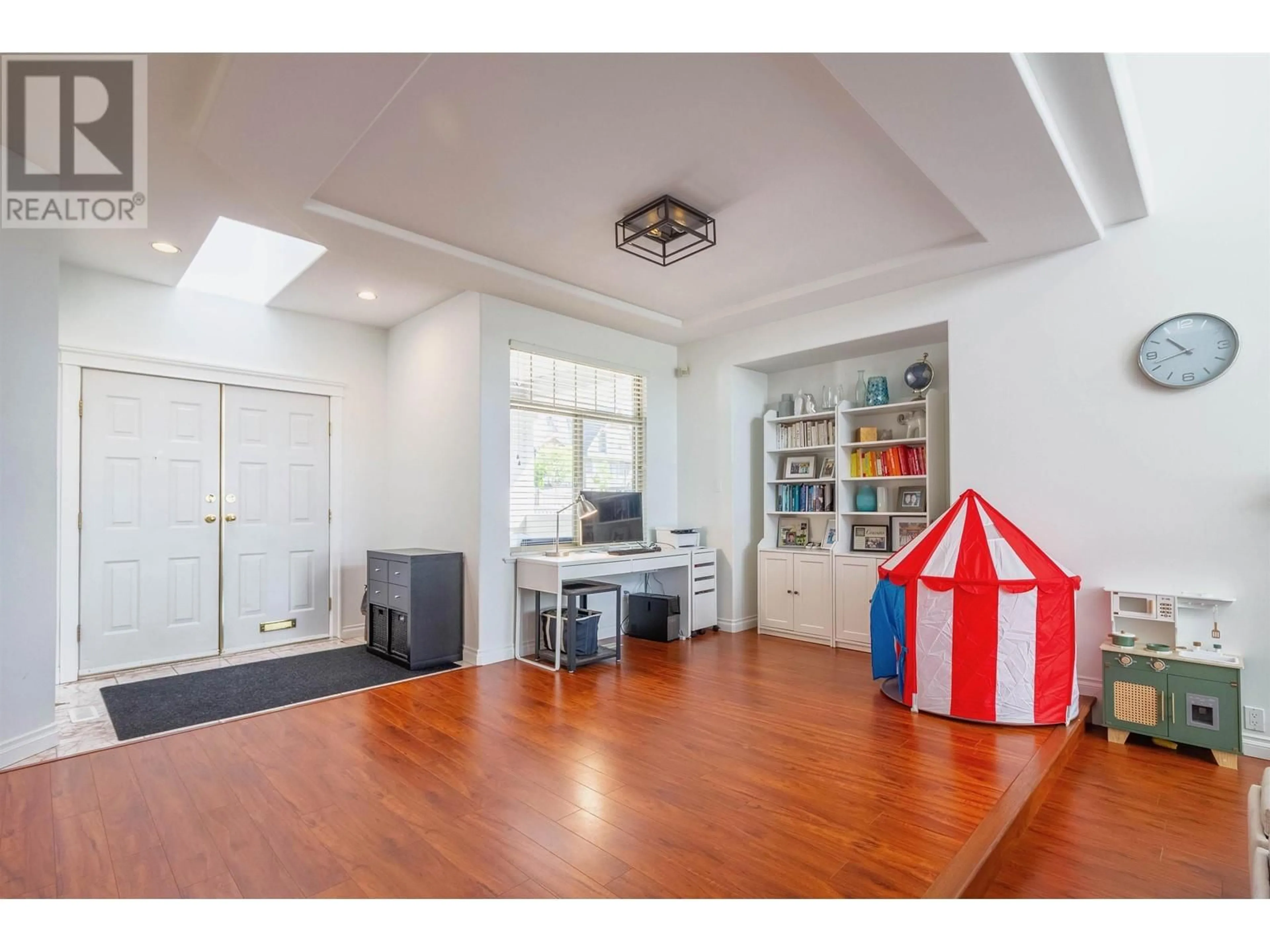 Unknown for 1004 QUADLING AVENUE, Coquitlam British Columbia V3K2A8