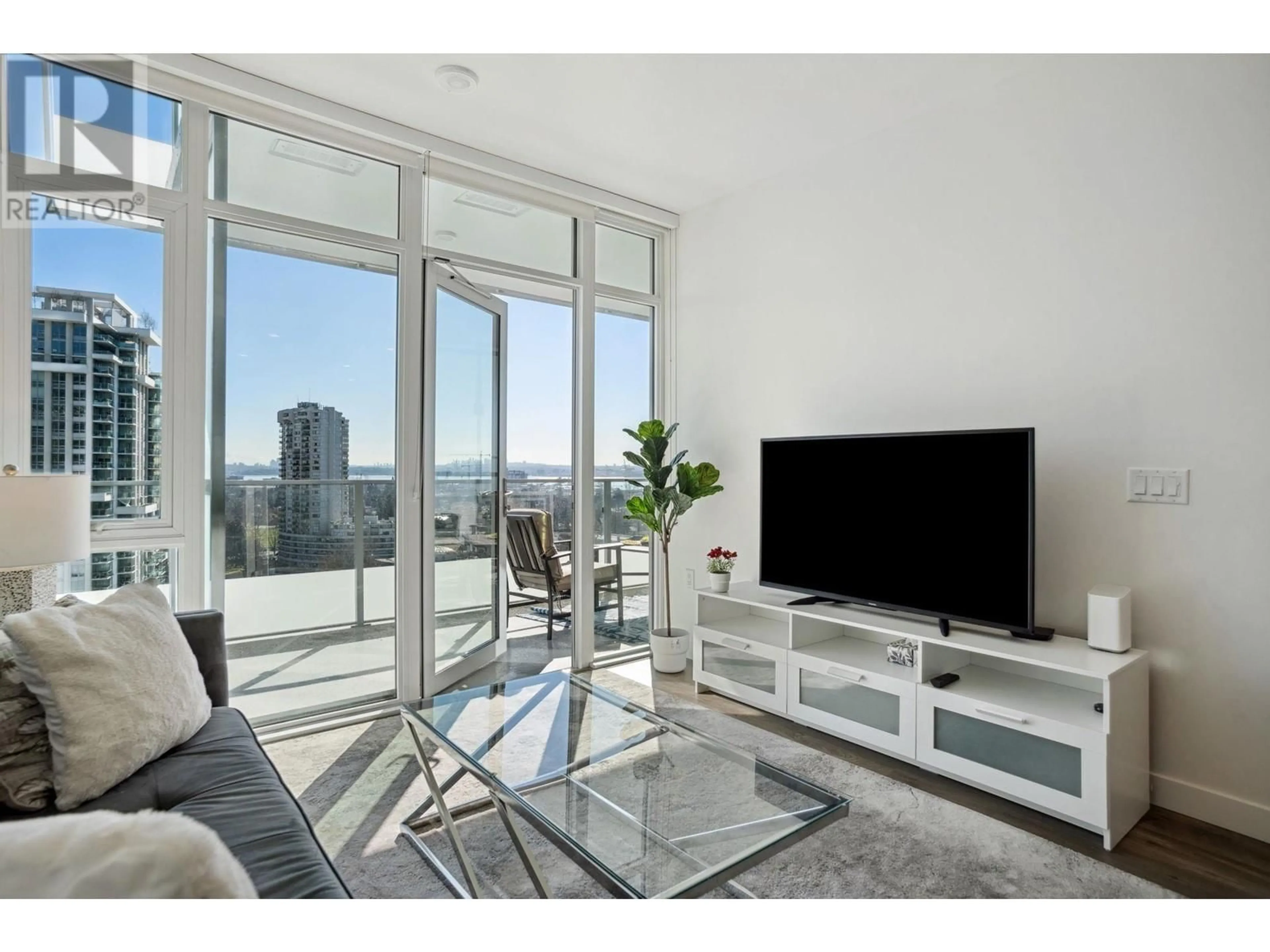 Living room with furniture, unknown for 1503 - 200 KLAHANIE COURT, West Vancouver British Columbia V7P0E4