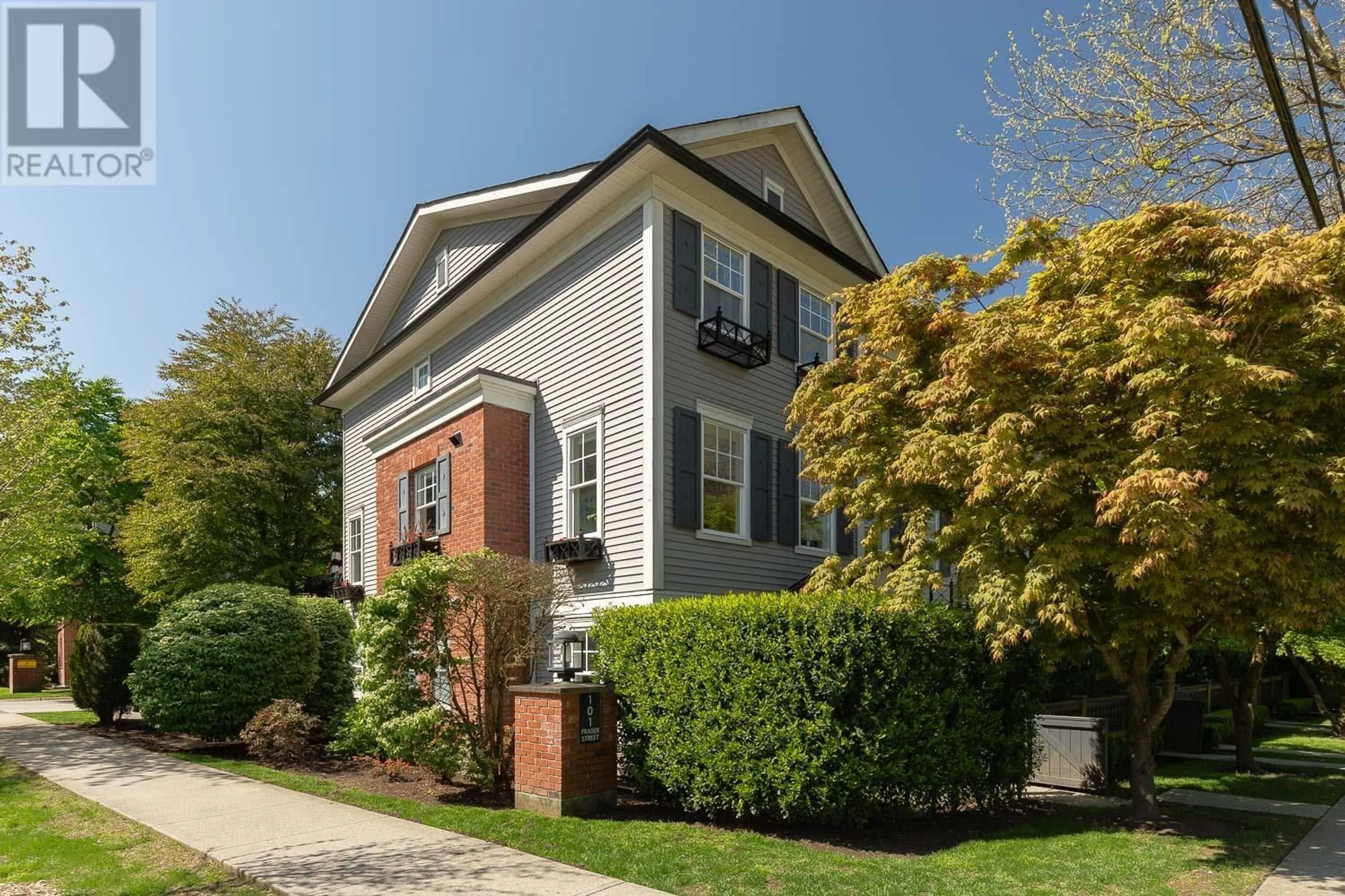 Home with brick exterior material, street for 37 - 101 FRASER STREET, Port Moody British Columbia V3H0C6
