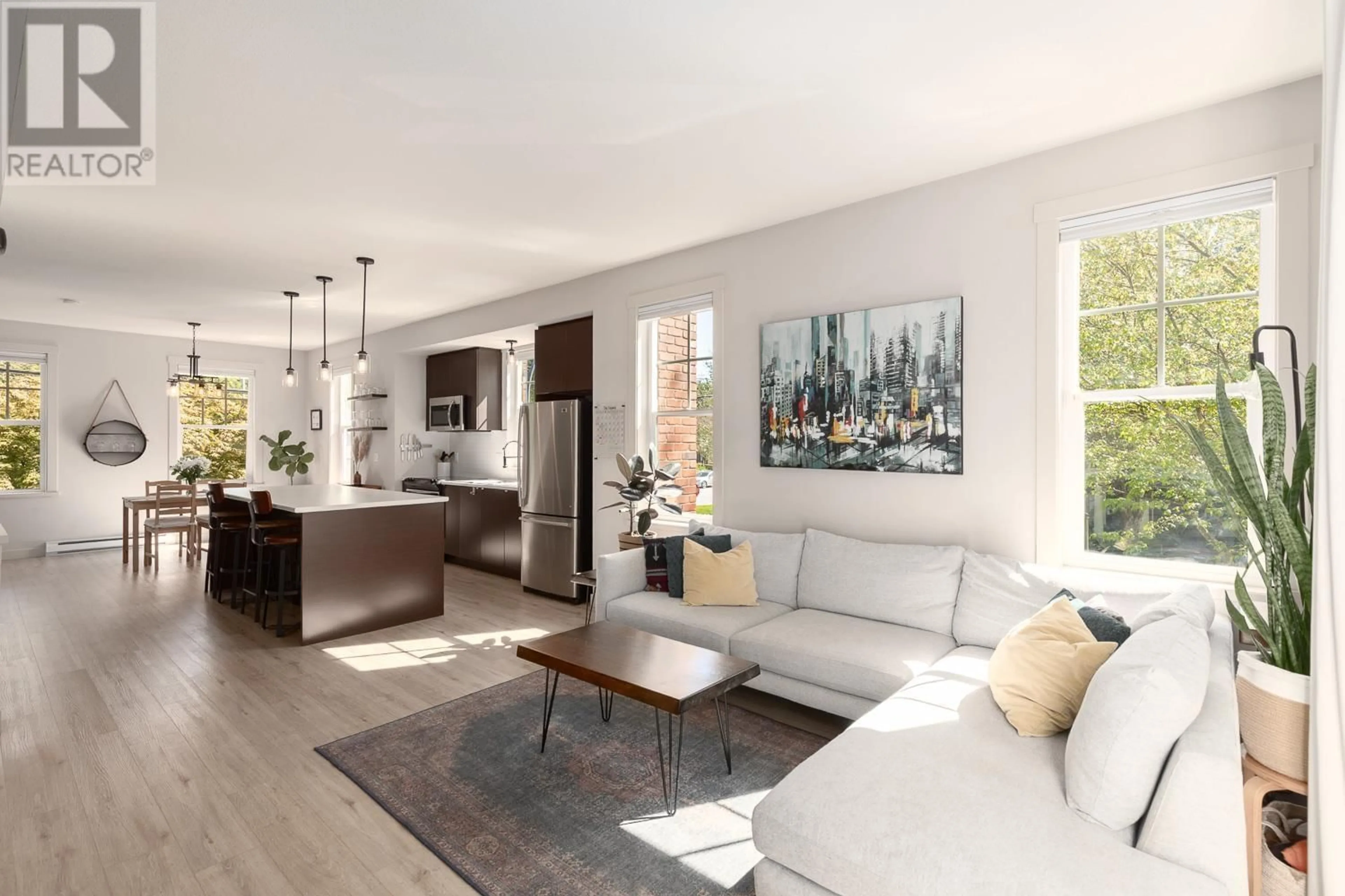 Living room with furniture, unknown for 37 - 101 FRASER STREET, Port Moody British Columbia V3H0C6