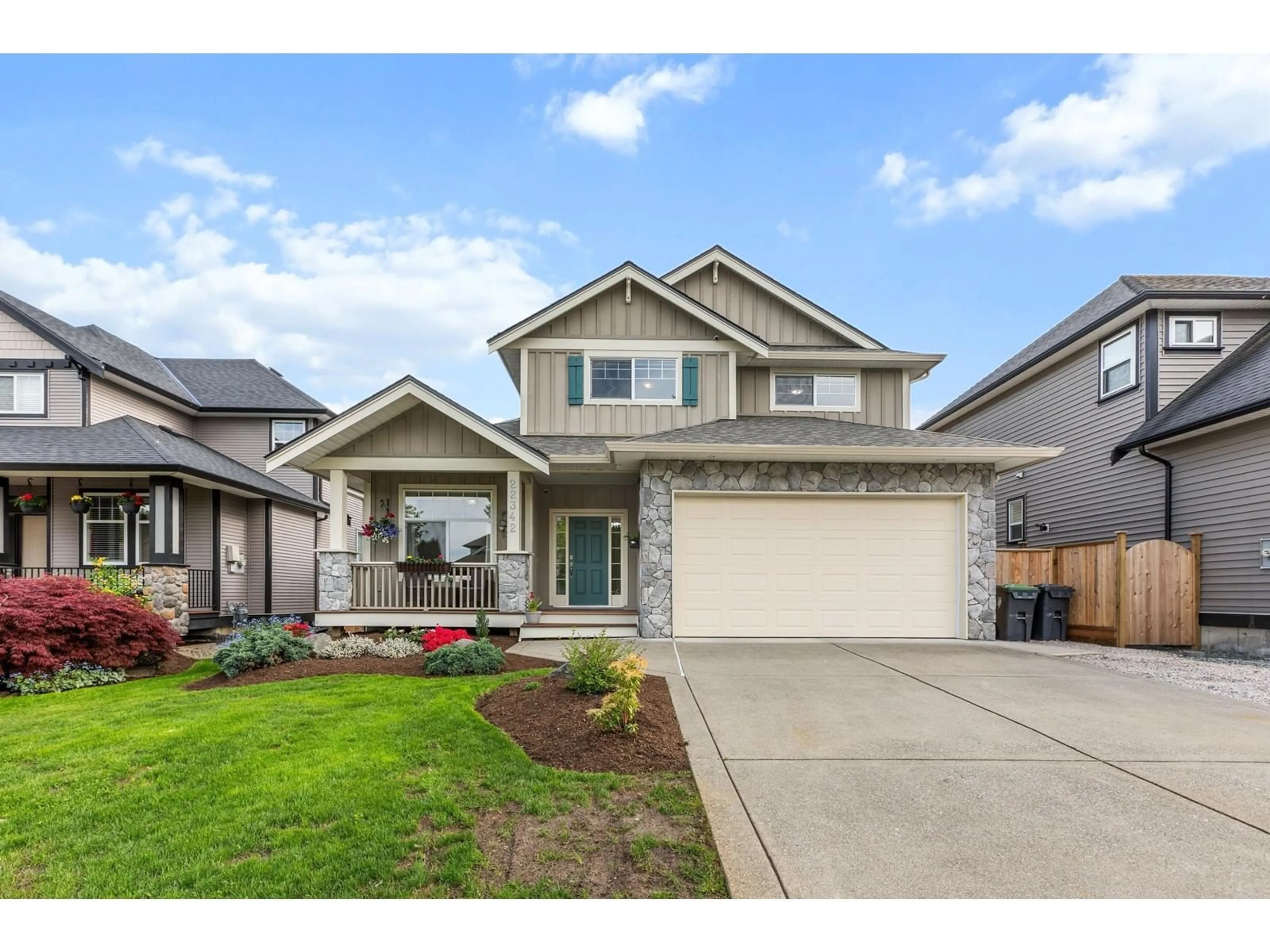 Home with vinyl exterior material, street for 22342 50, Langley British Columbia V2Y2V4