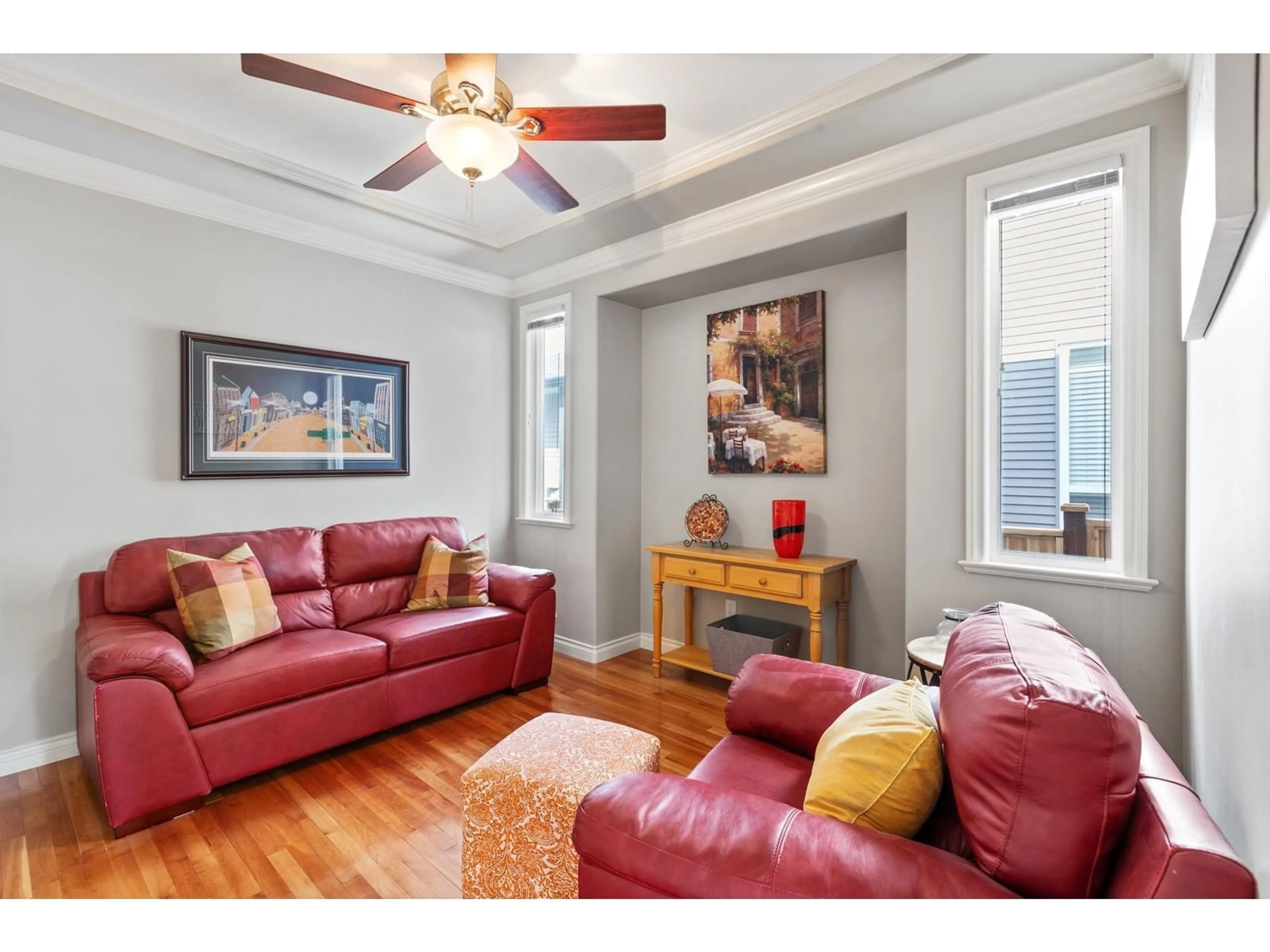 Living room with furniture, unknown for 22342 50, Langley British Columbia V2Y2V4