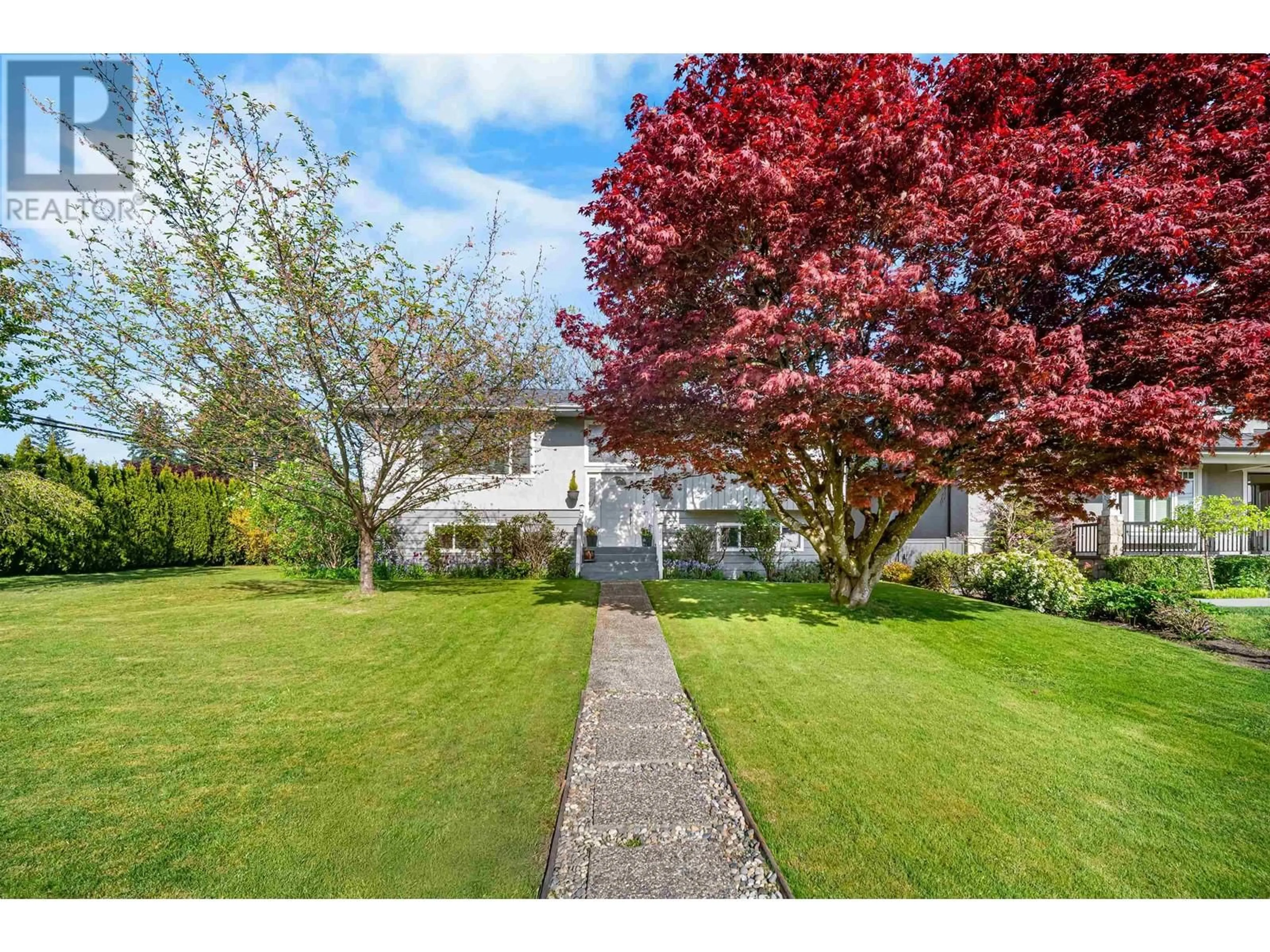 A pic from outside/outdoor area/front of a property/back of a property/a pic from drone, street for 343 LEROY STREET, Coquitlam British Columbia V3K5K5
