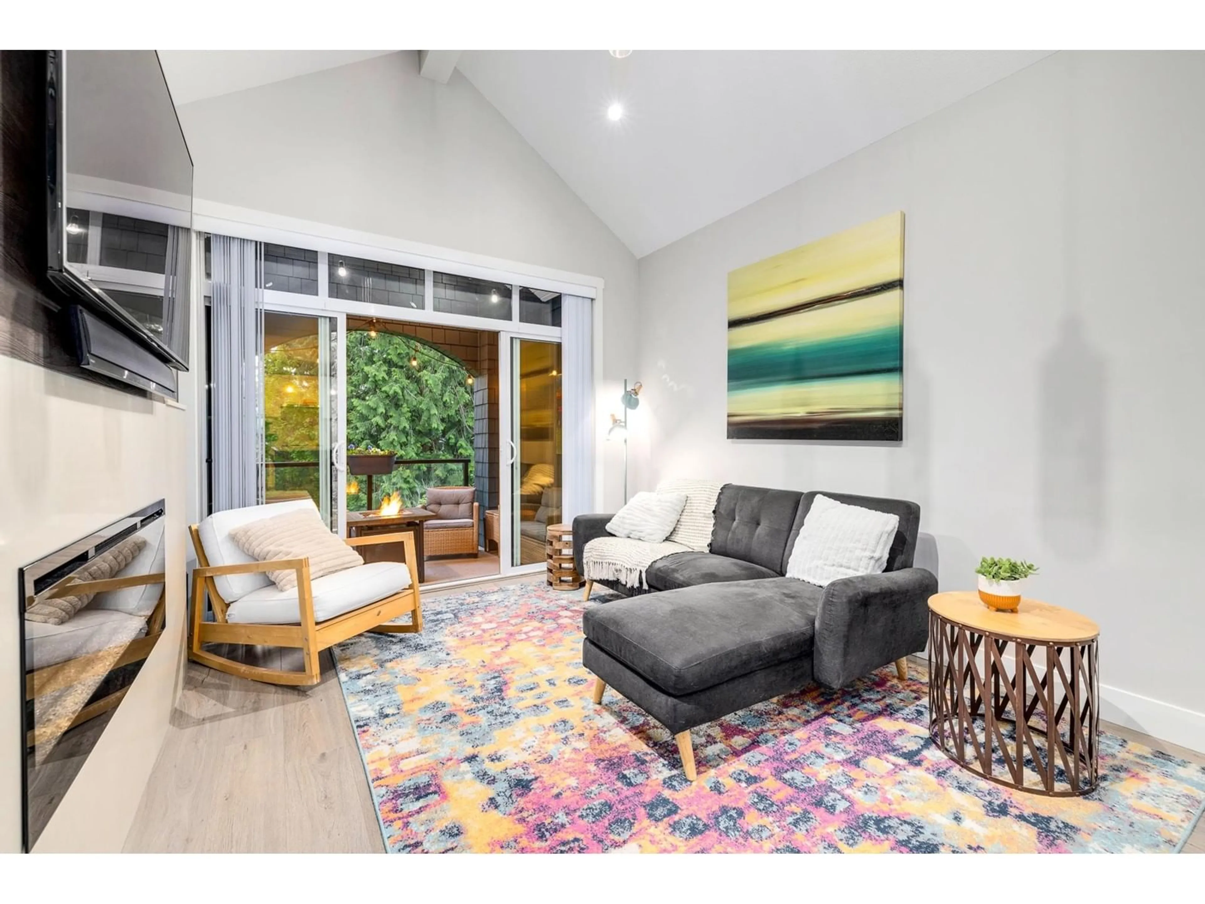 Living room with furniture, unknown for 111 - 2853 HELC, Surrey British Columbia V3Z0N5