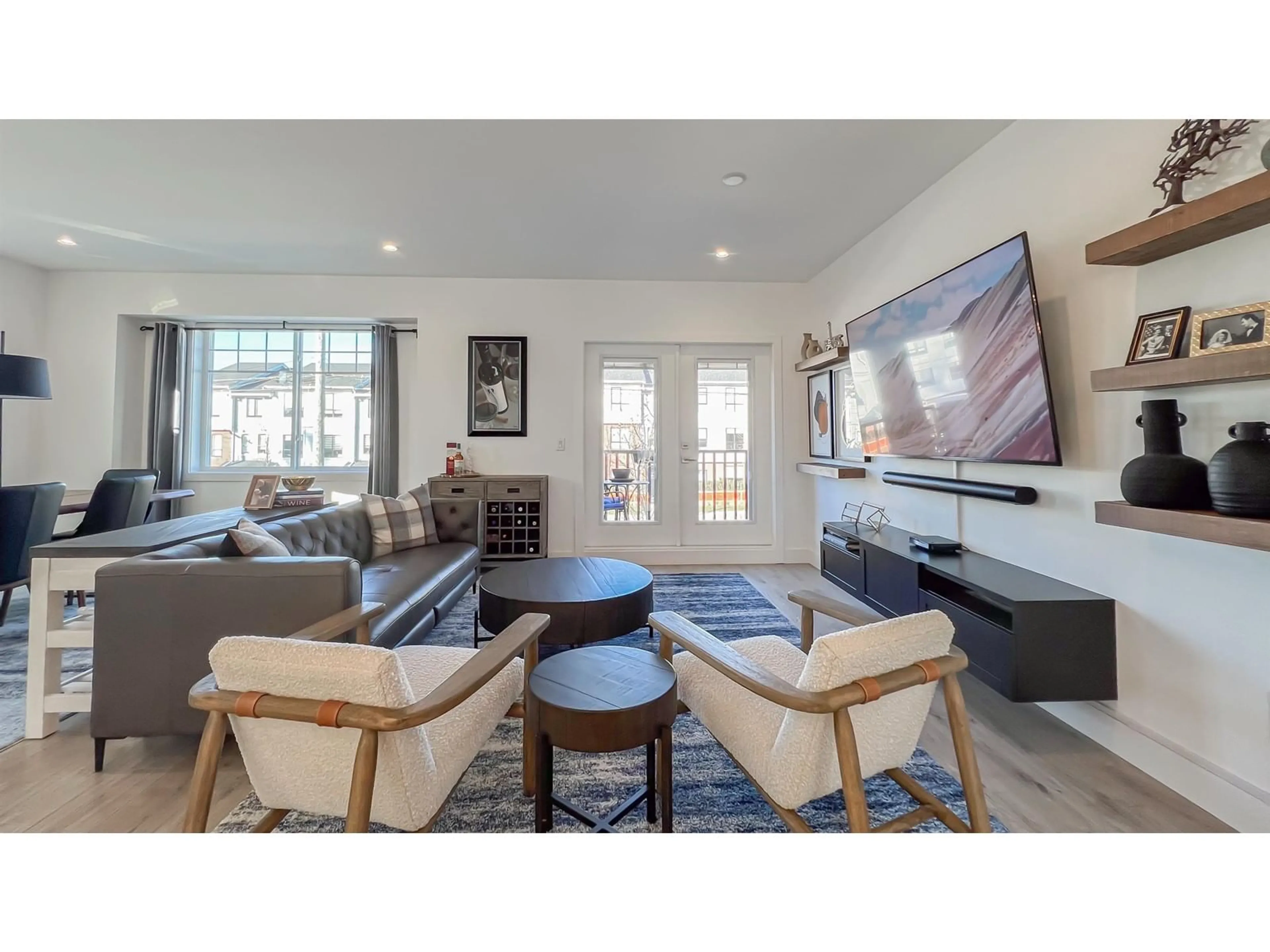 Living room with furniture, unknown for 24 - 7167 116, Delta British Columbia V4E0A6