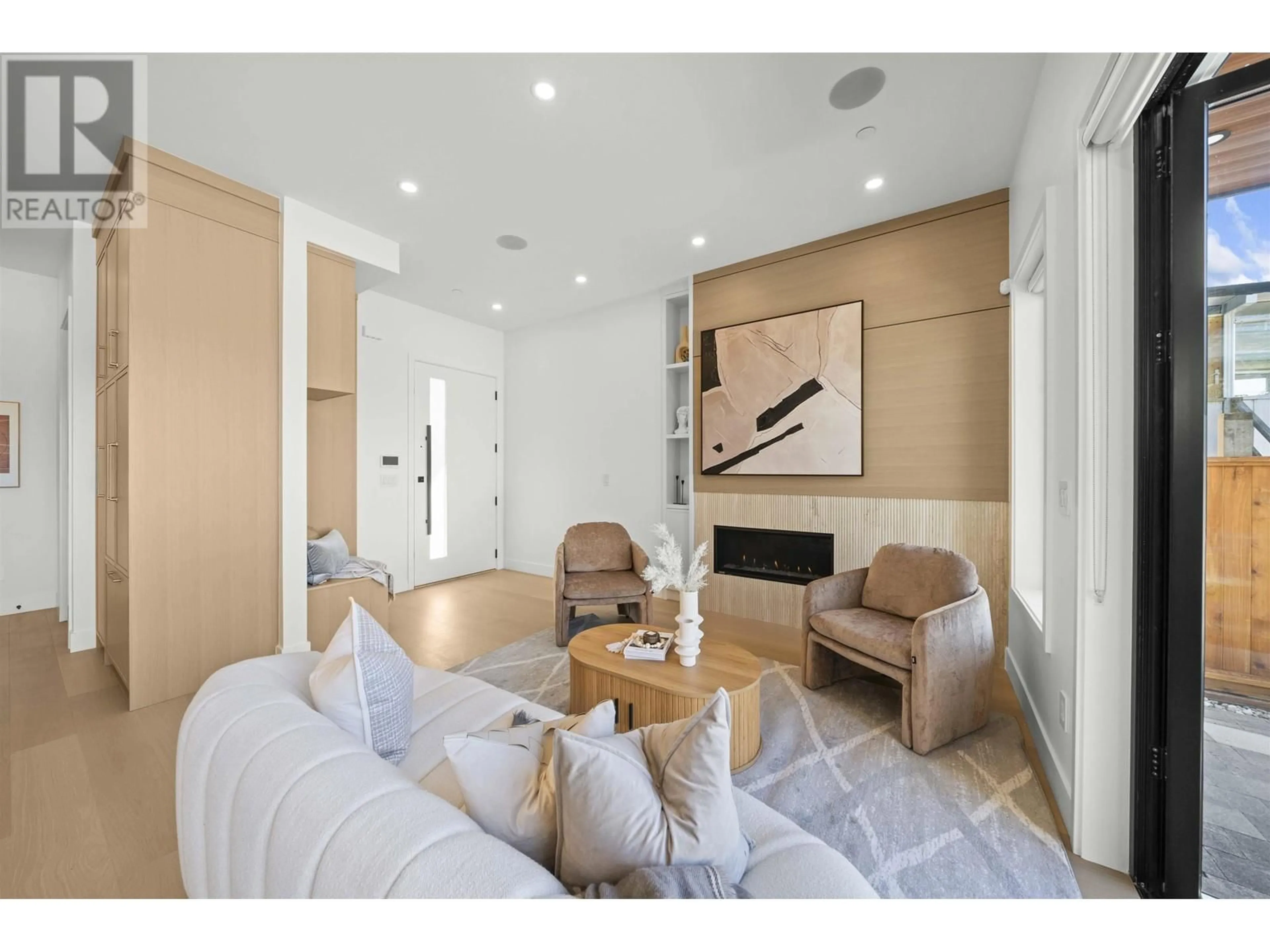 Living room with furniture, unknown for 2 - 6461 PRINCE EDWARD STREET, Vancouver British Columbia V3W0Y3