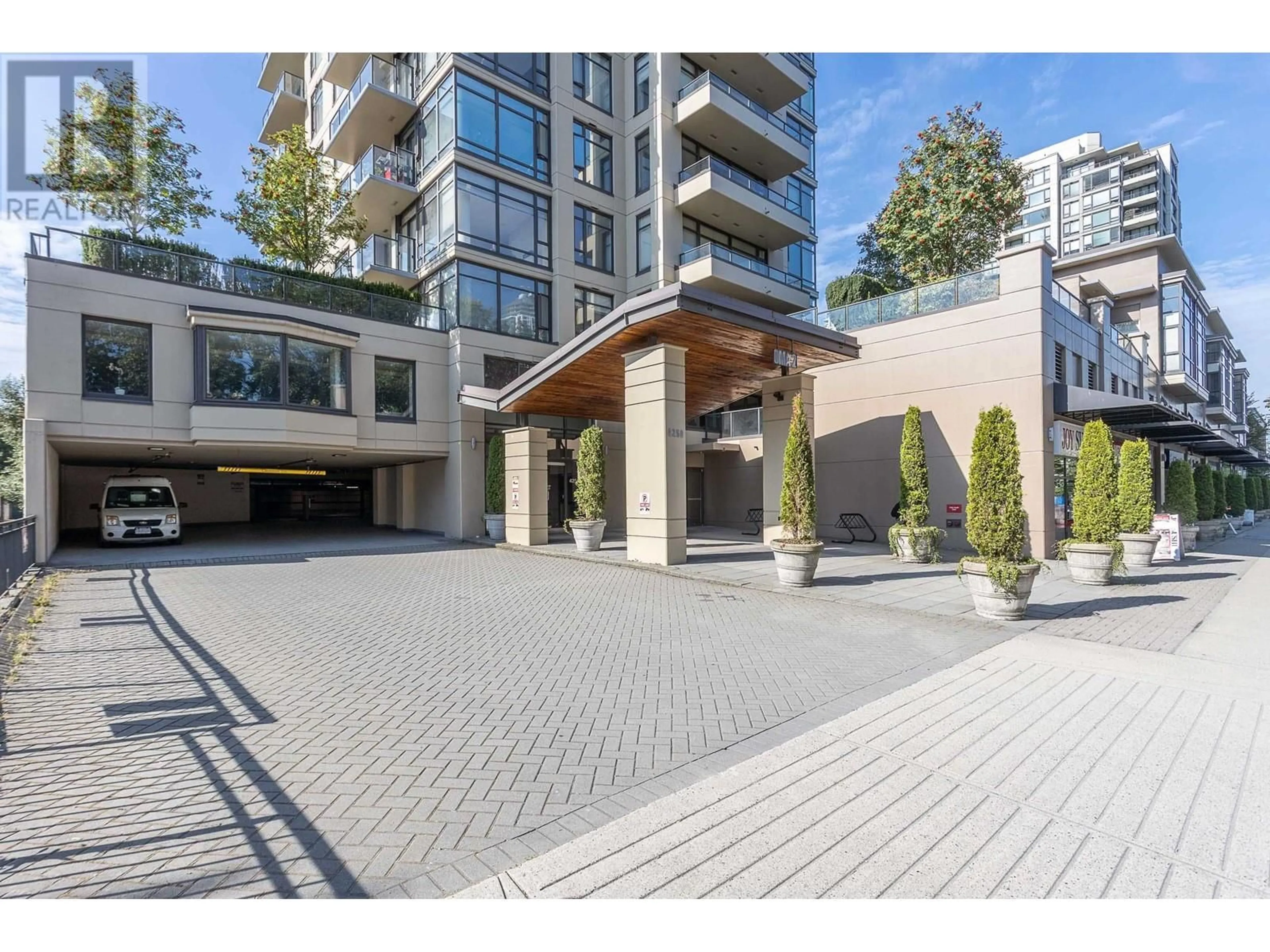 Unknown for 902 - 4250 DAWSON STREET, Burnaby British Columbia V5C4B1
