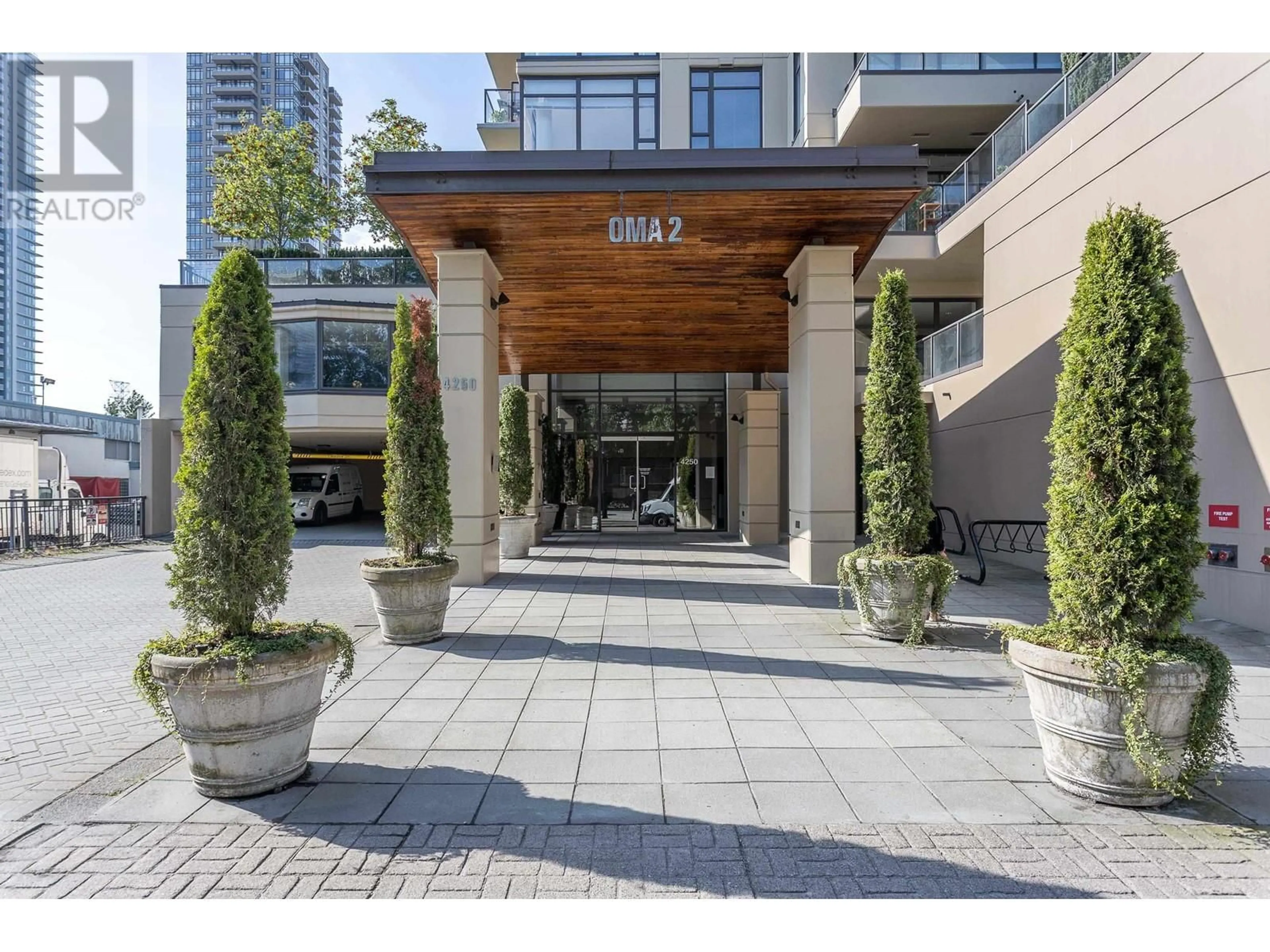 Unknown for 902 - 4250 DAWSON STREET, Burnaby British Columbia V5C4B1