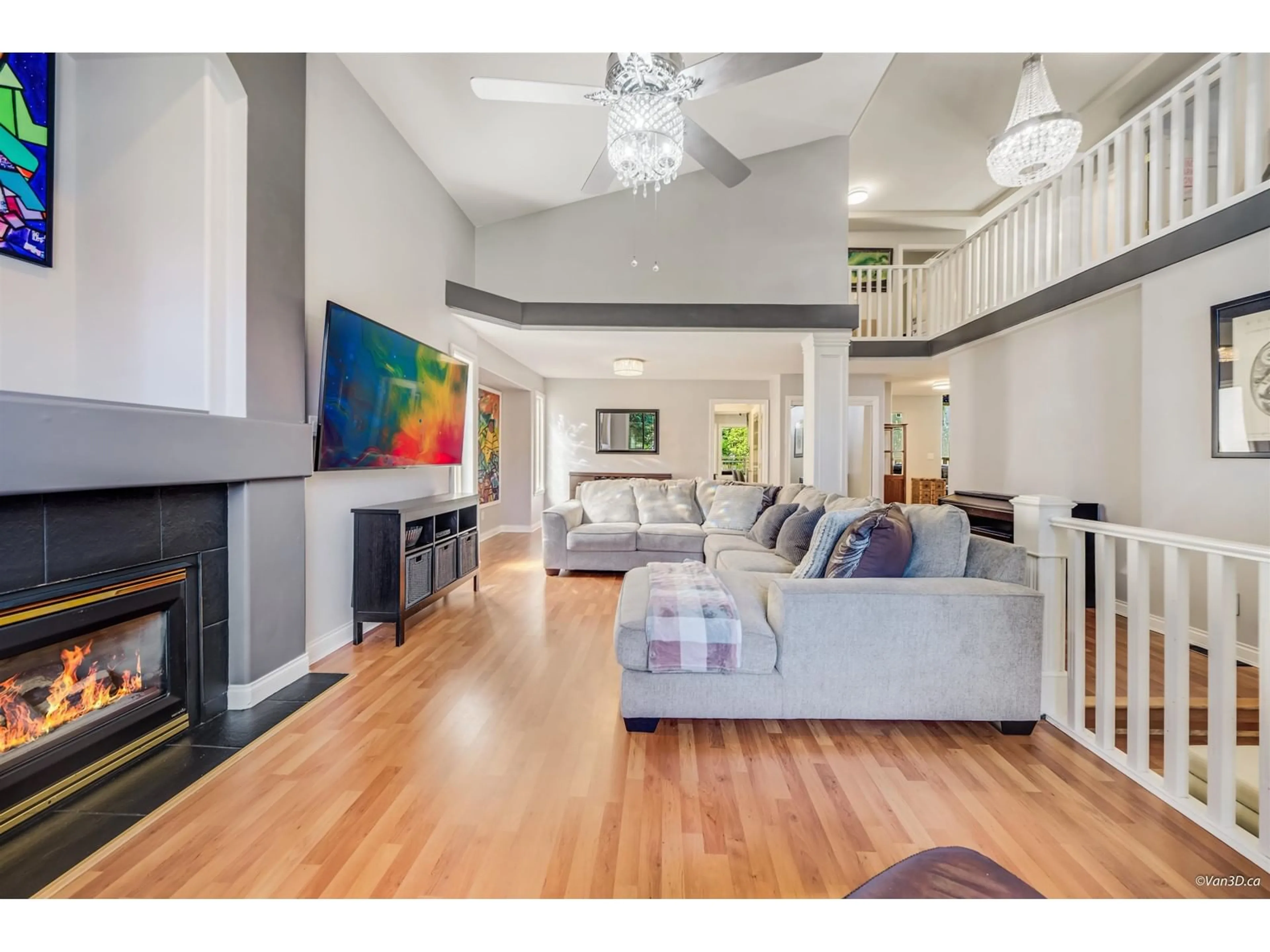 Living room with furniture, unknown for 7667 147A, Surrey British Columbia V3S8Z3